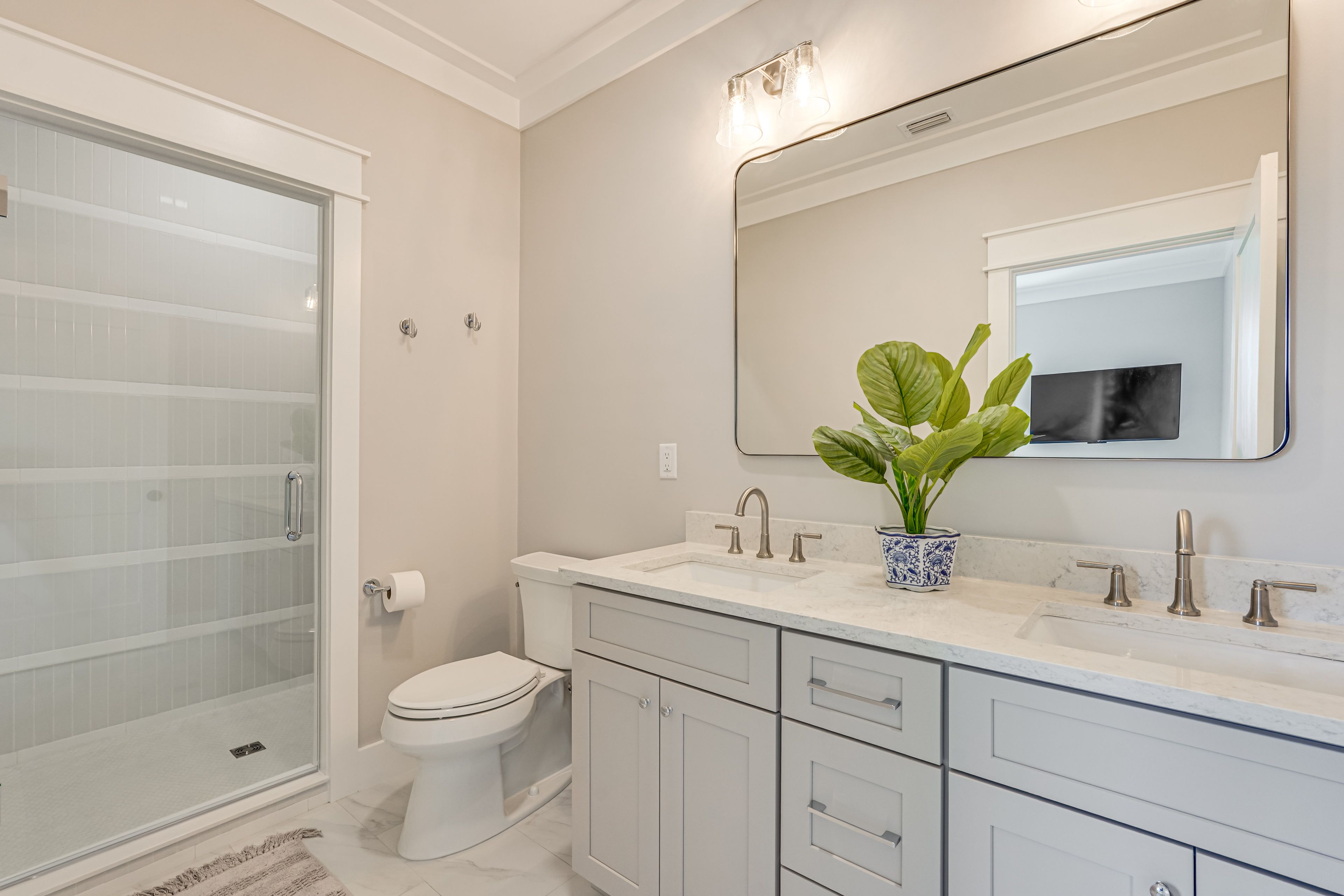 Full Bath | 3rd Floor