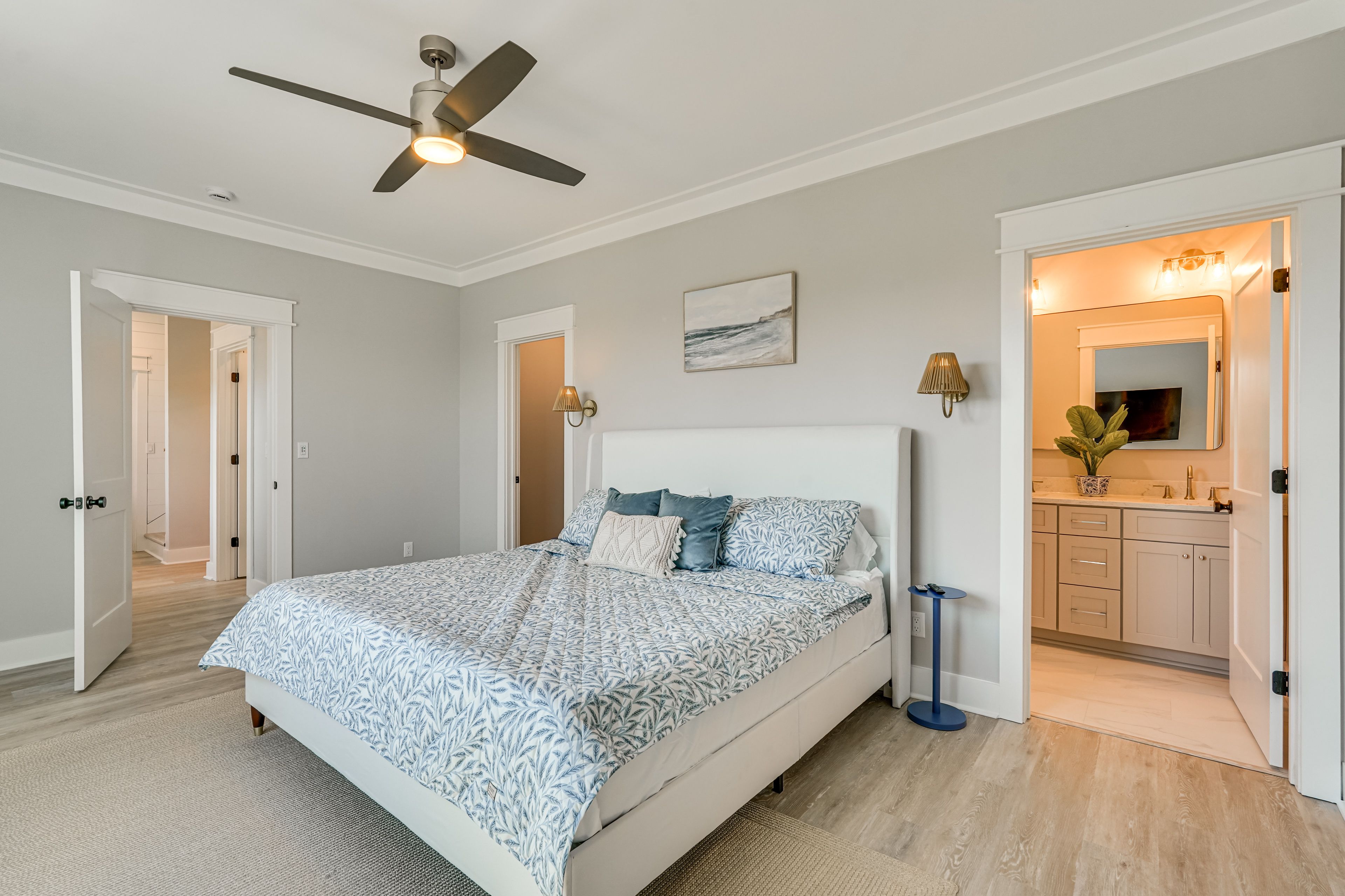 Bedroom 6 | Queen Bed | 3rd Floor