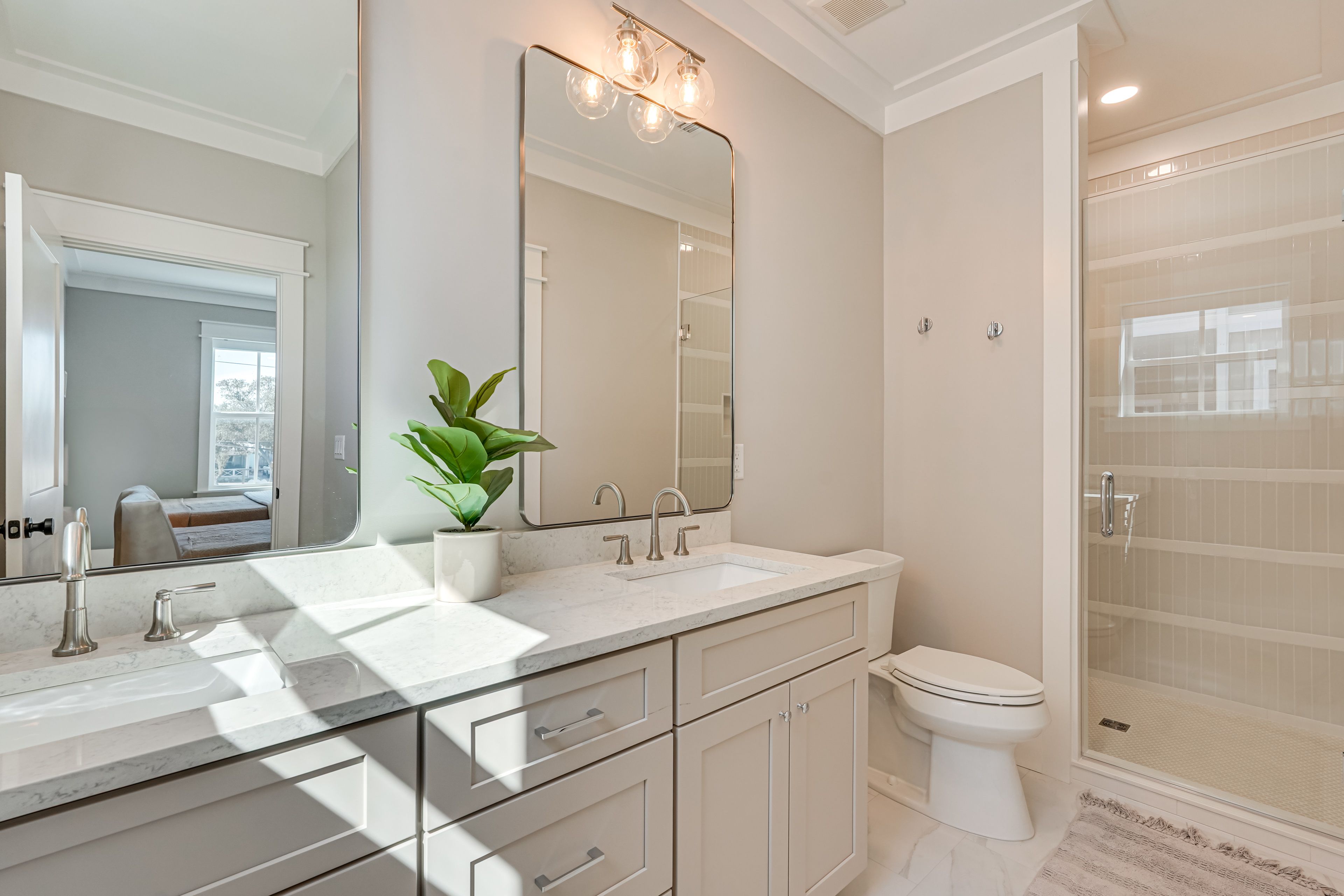 Full Bath | 3rd Floor