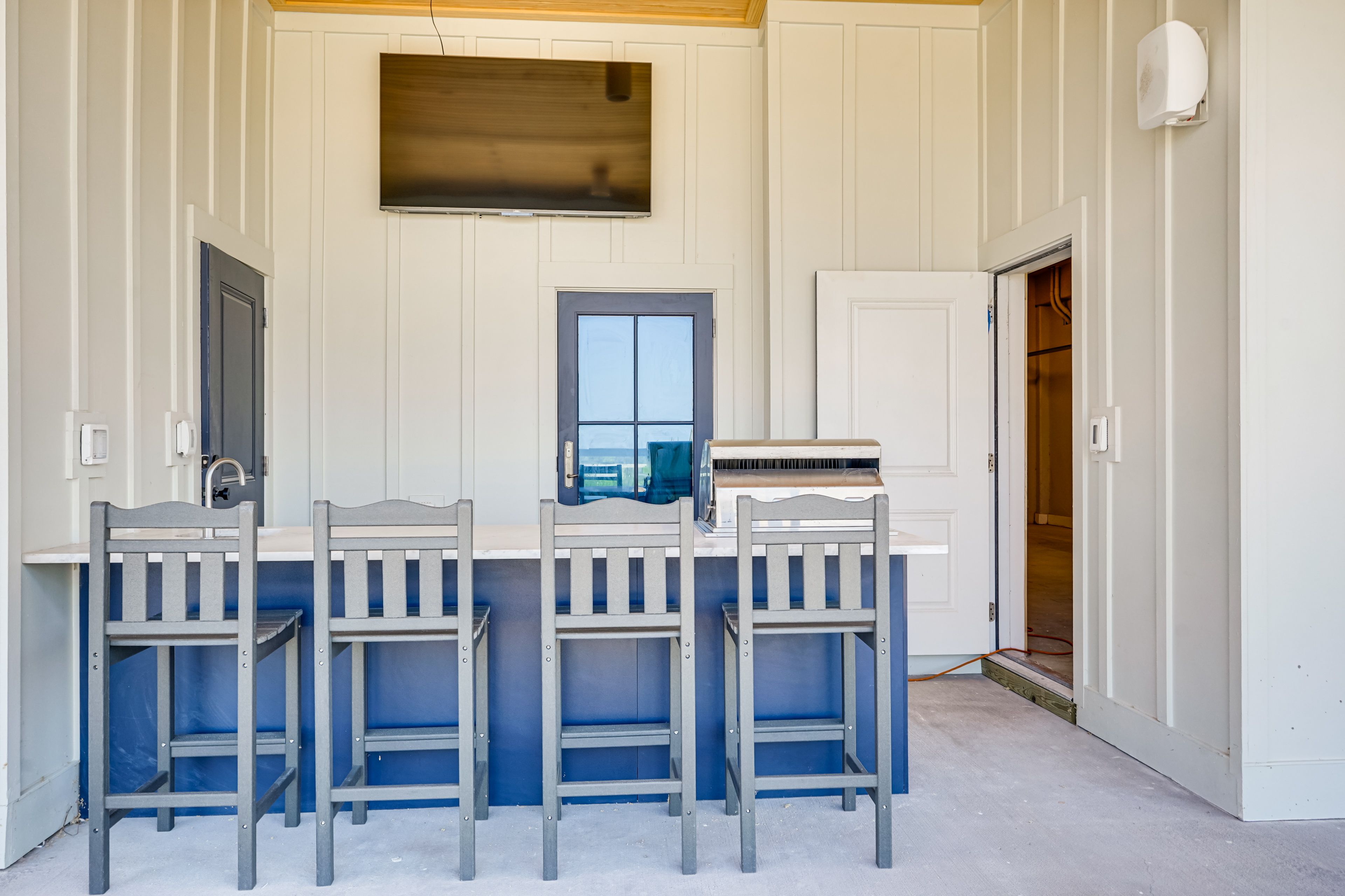 Patio | Outdoor Kitchen