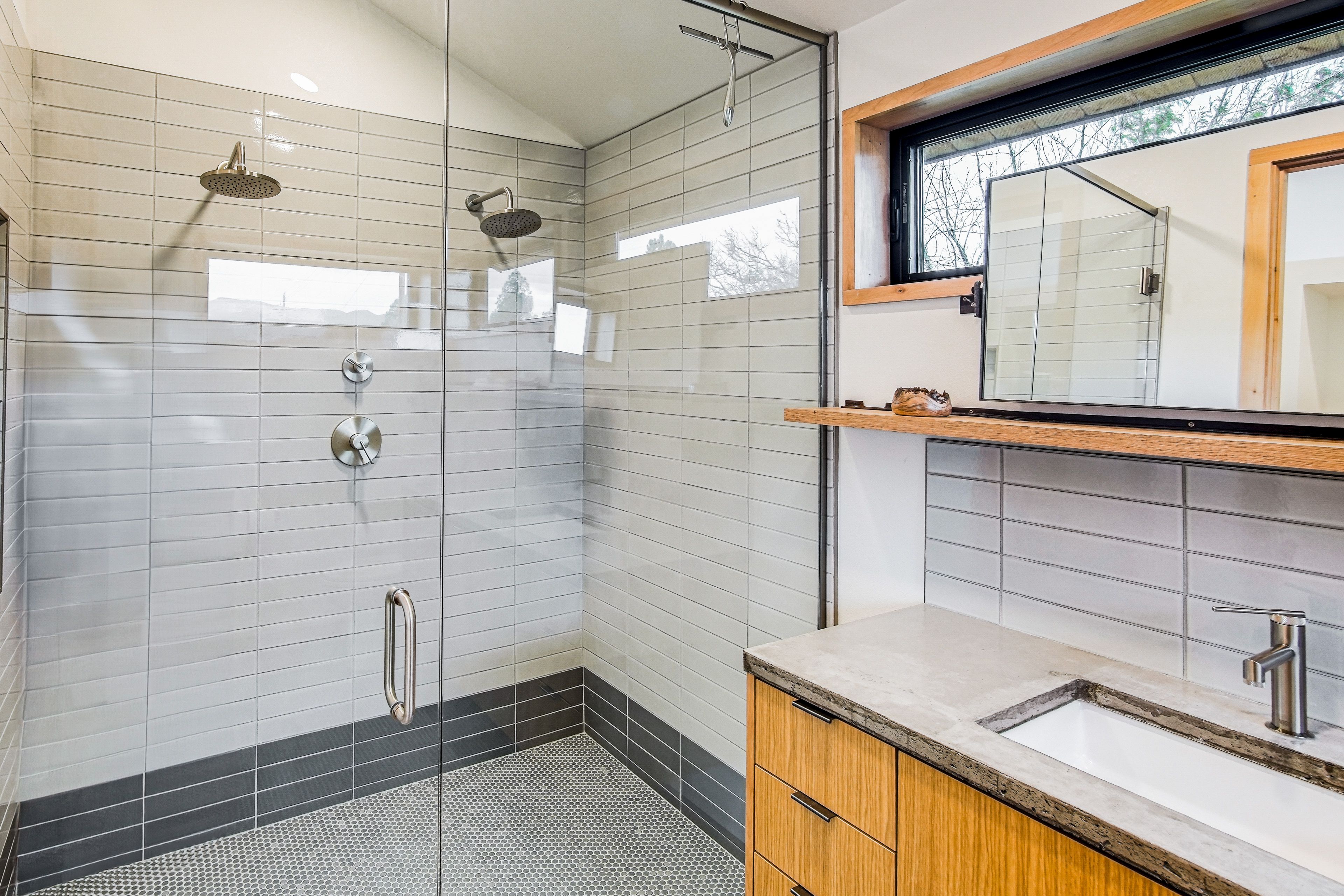 En-Suite Bathroom | 1st Floor | Towels Provided