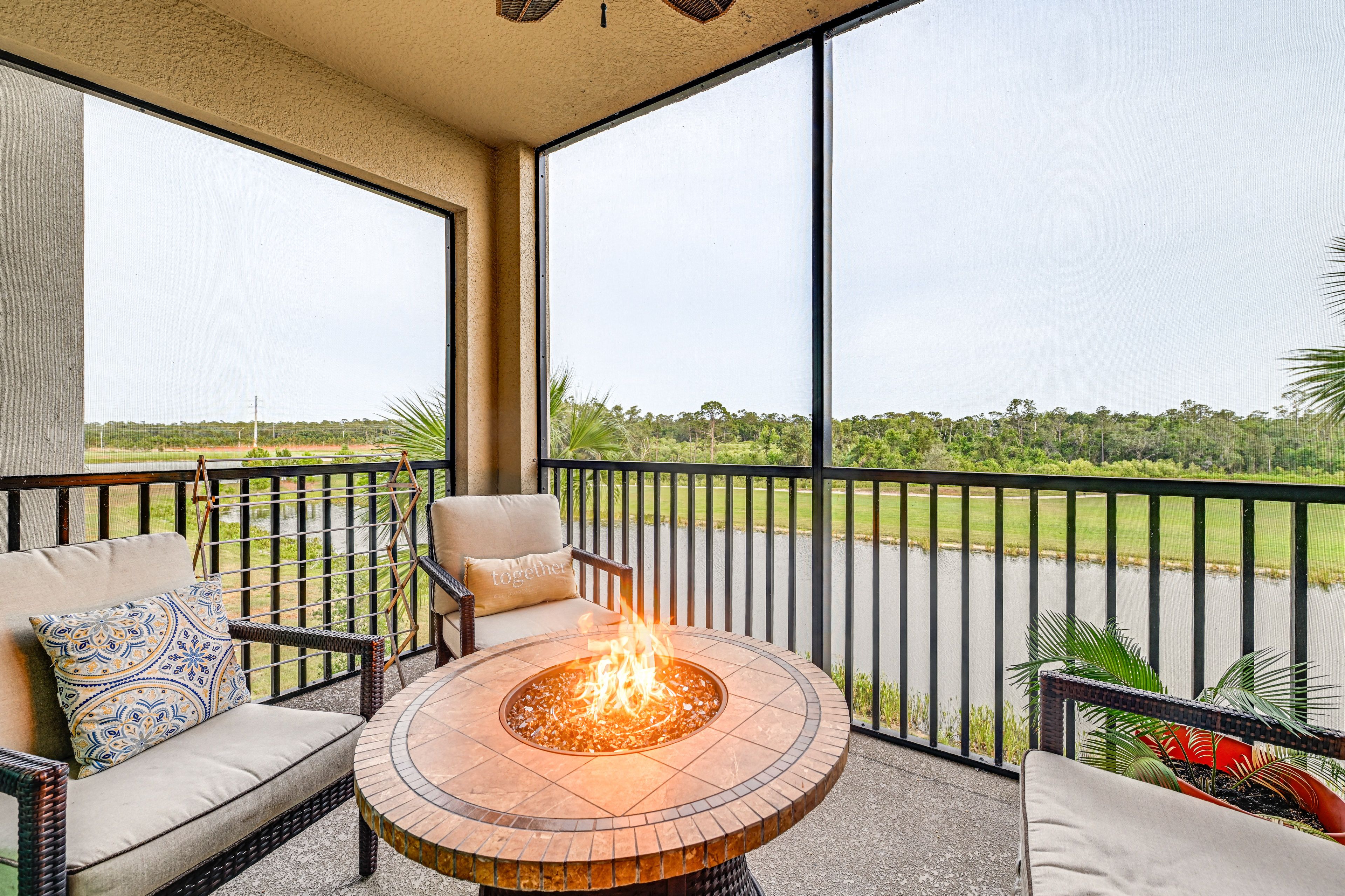 Screened Balcony | 3rd-Floor Unit | Golf Course & Lake View