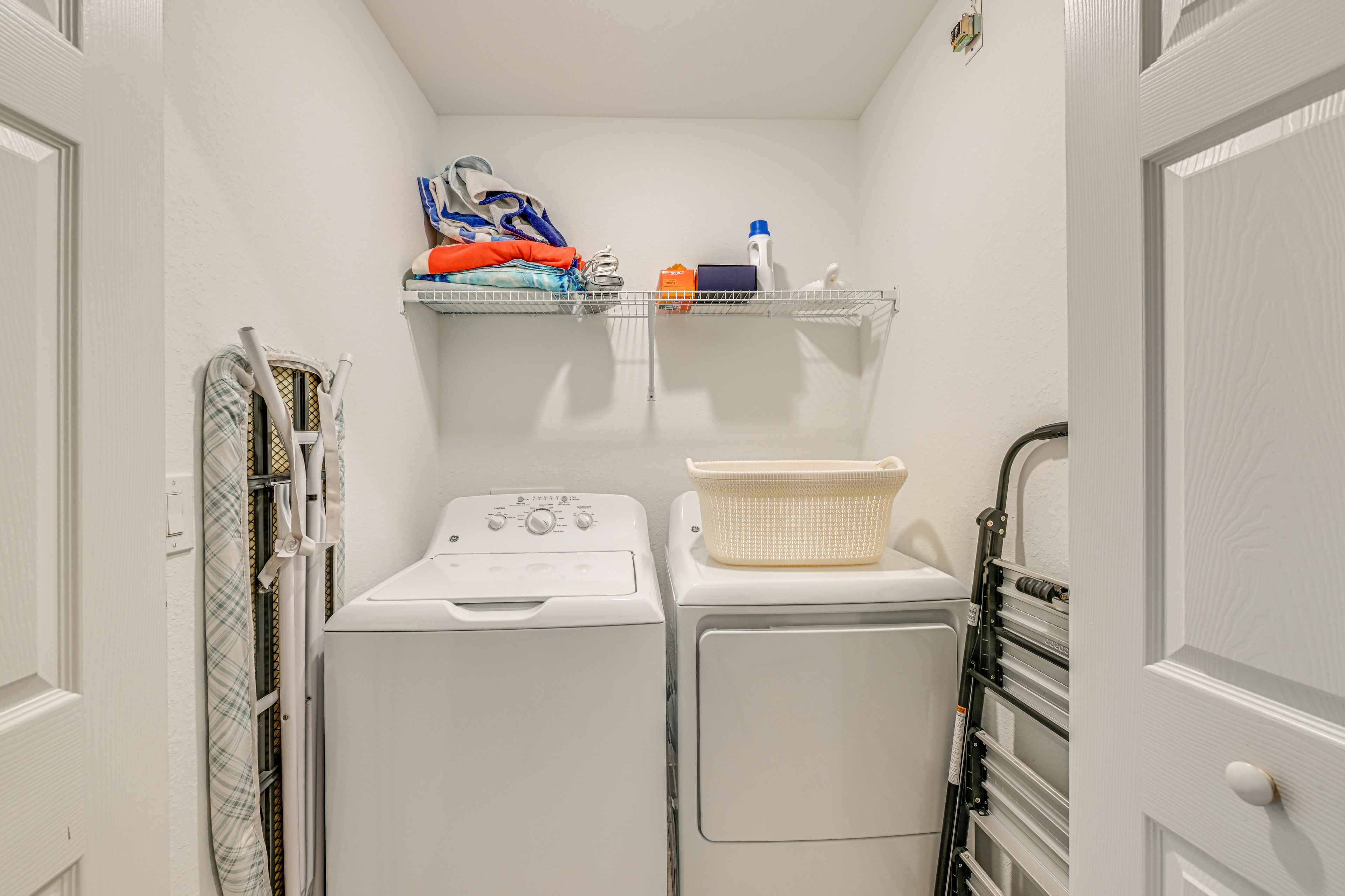 Washer & Dryer