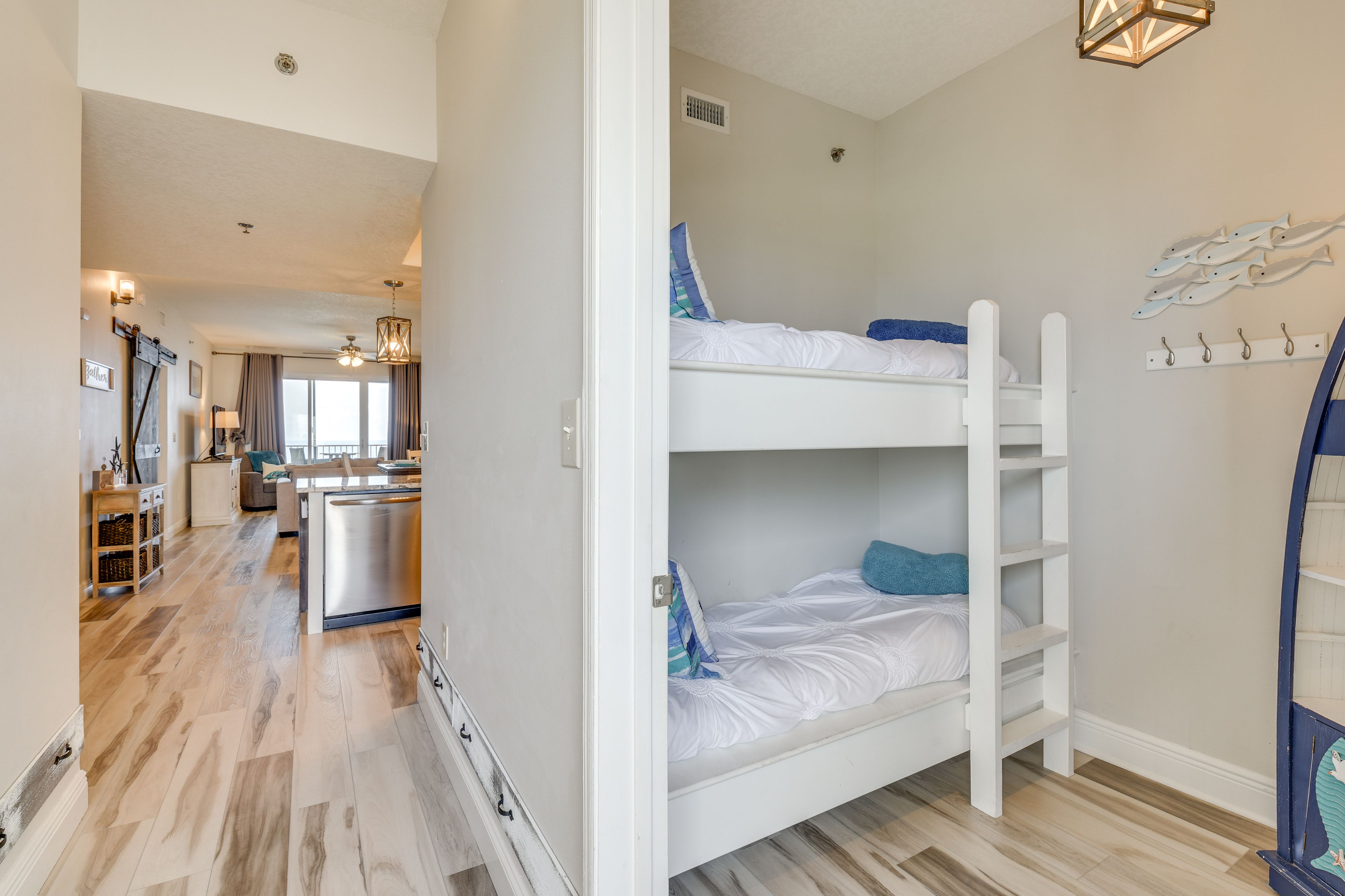 Sleeping Nook | Twin Bunk Bed