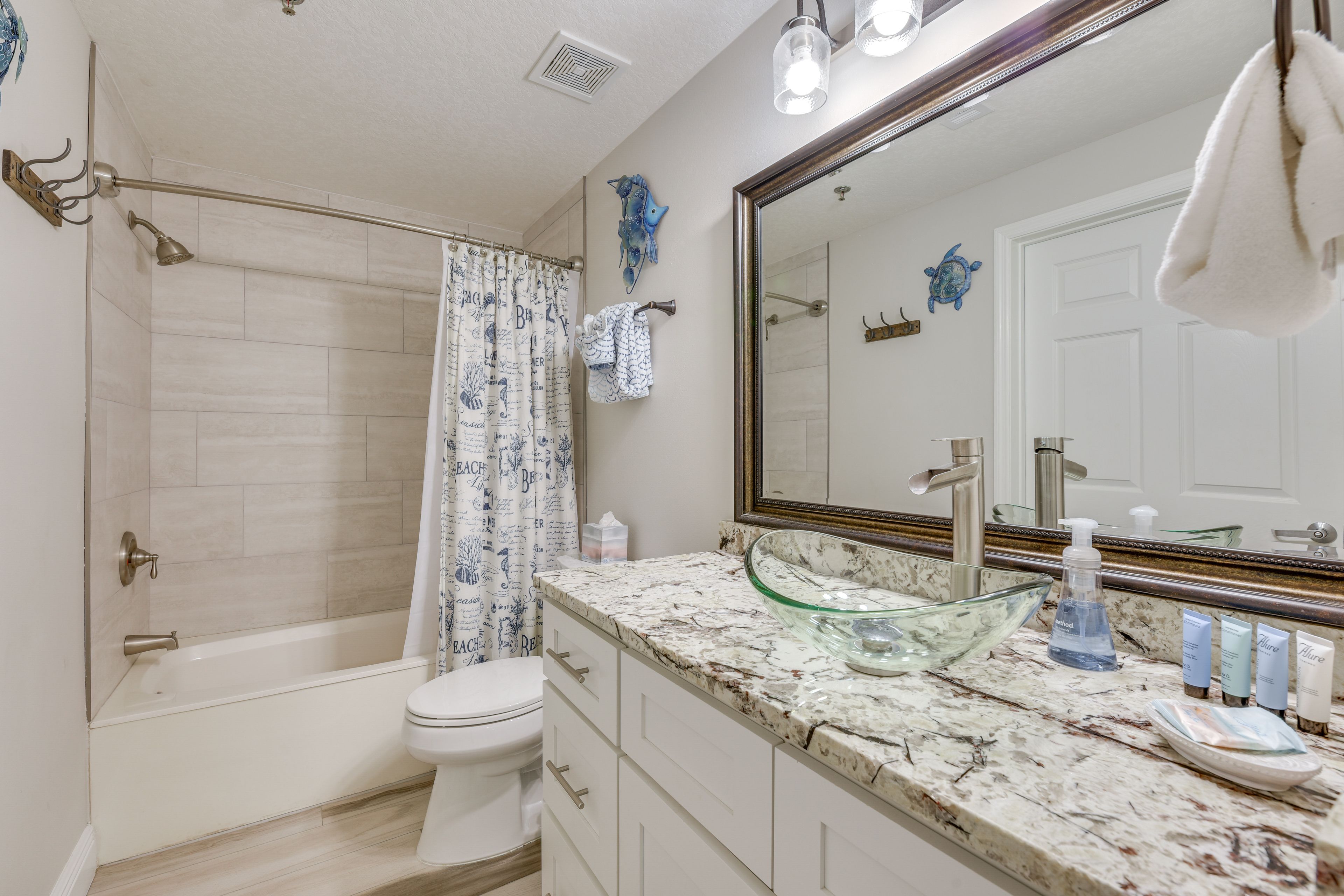 Full Bathroom