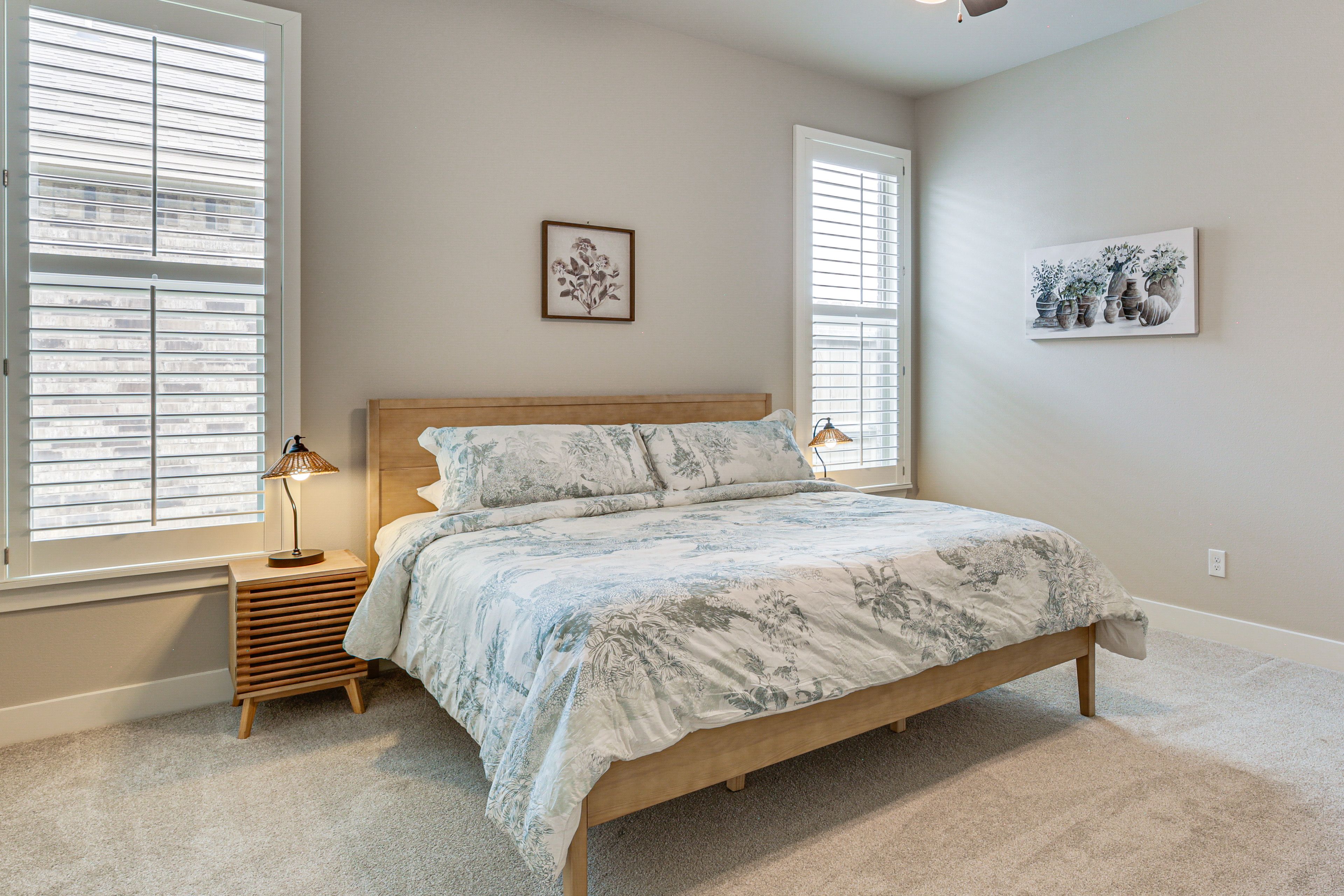 Bedroom 1 | King Bed | Smart TV