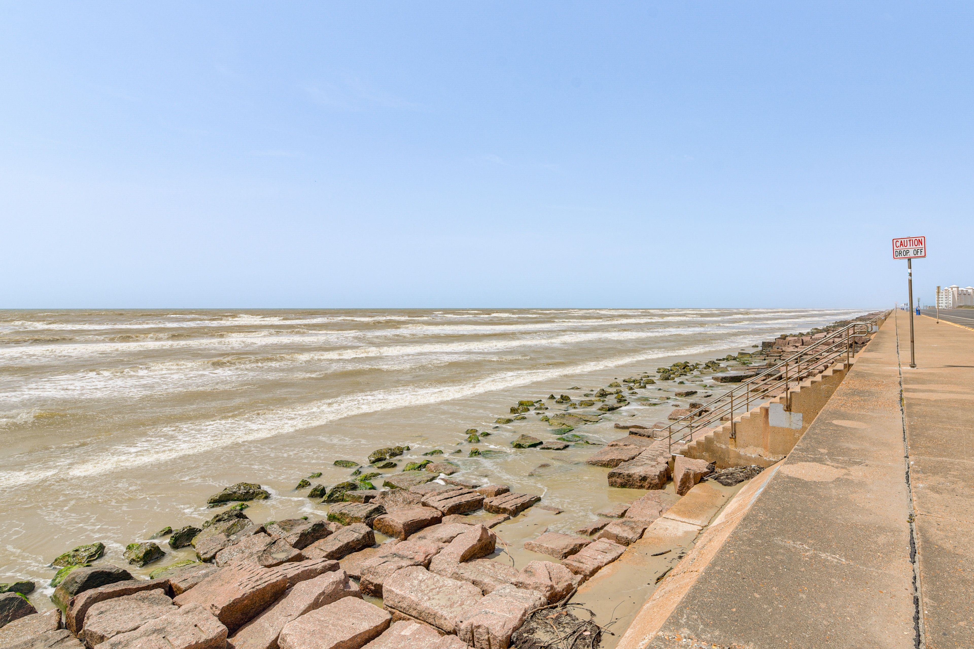 Beach Access | Walking Distance