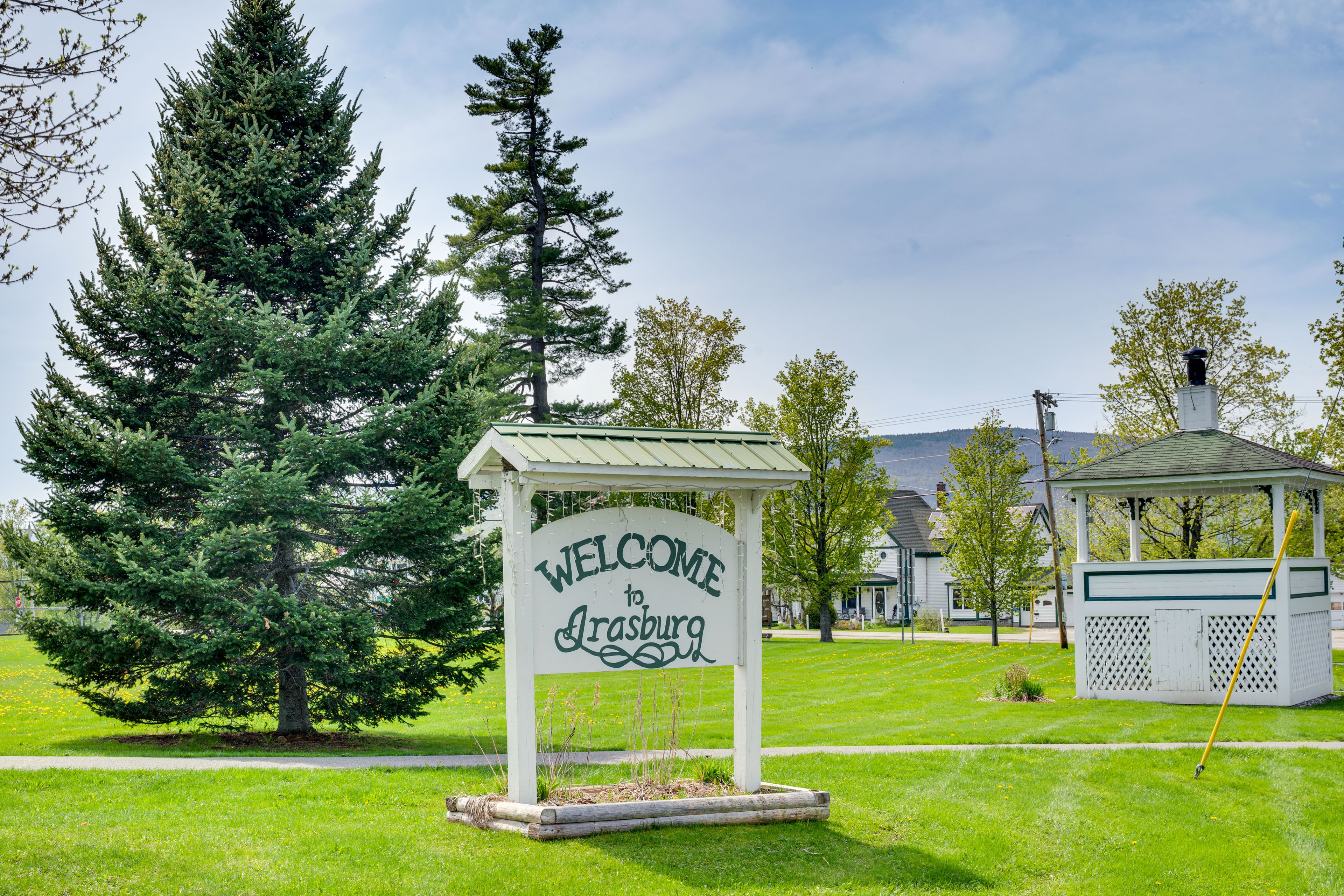 Irasburg Square | Steps Away
