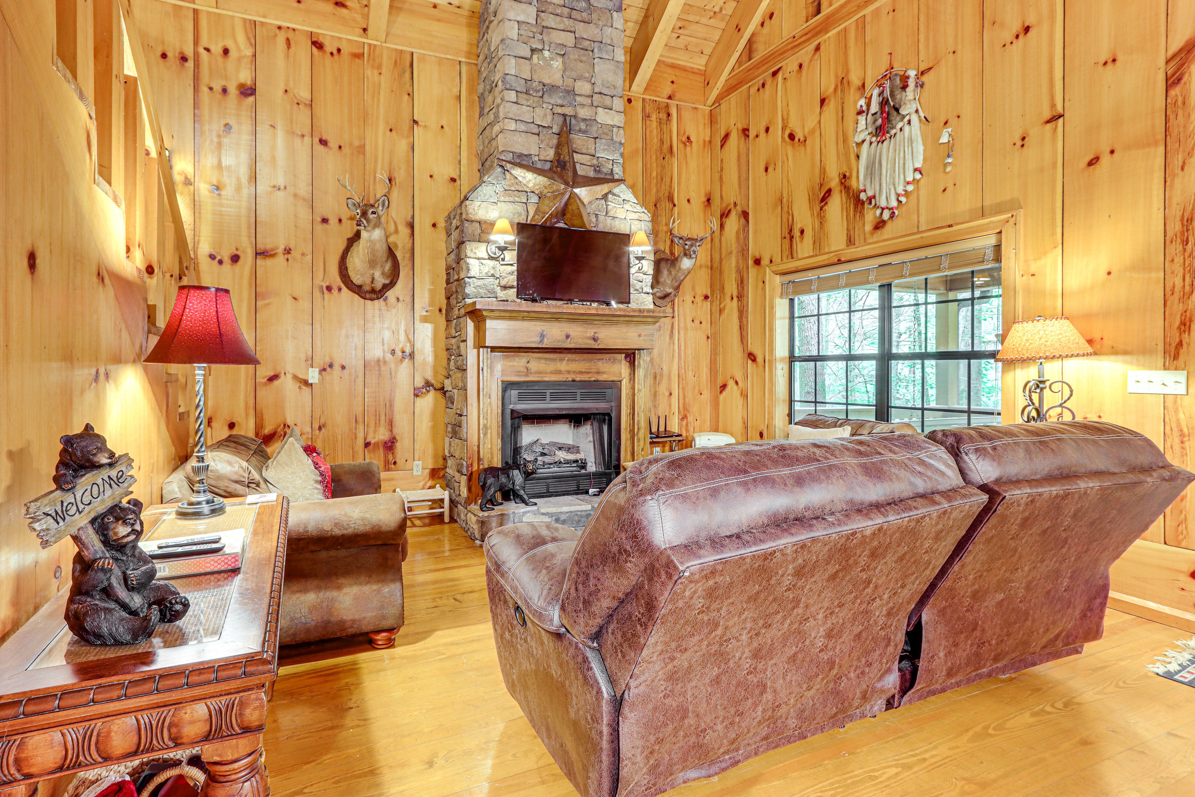 Living Room | Free WiFi | Smart TV | 2-Story Cabin | 1st Floor