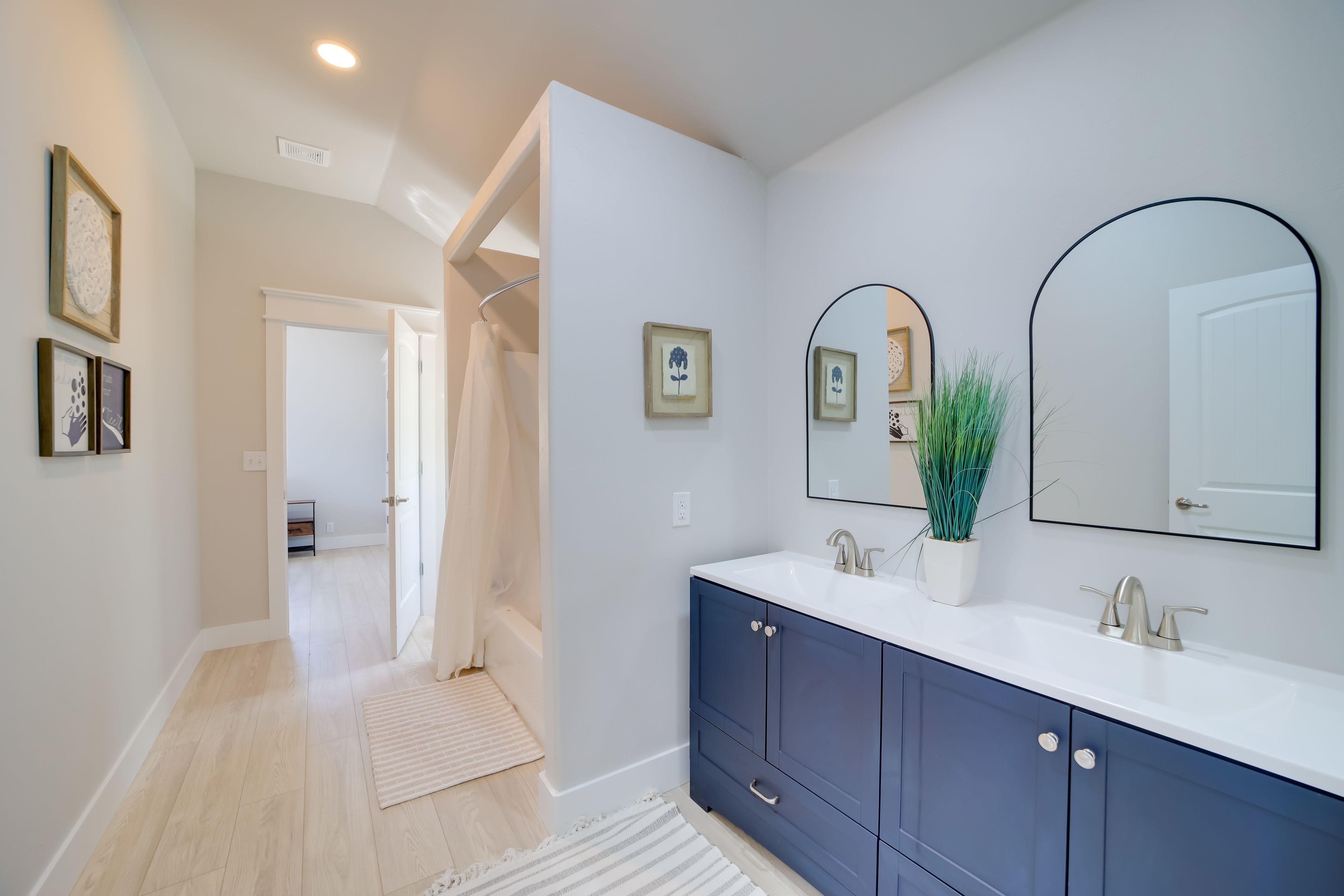 Bathroom | Towels Provided