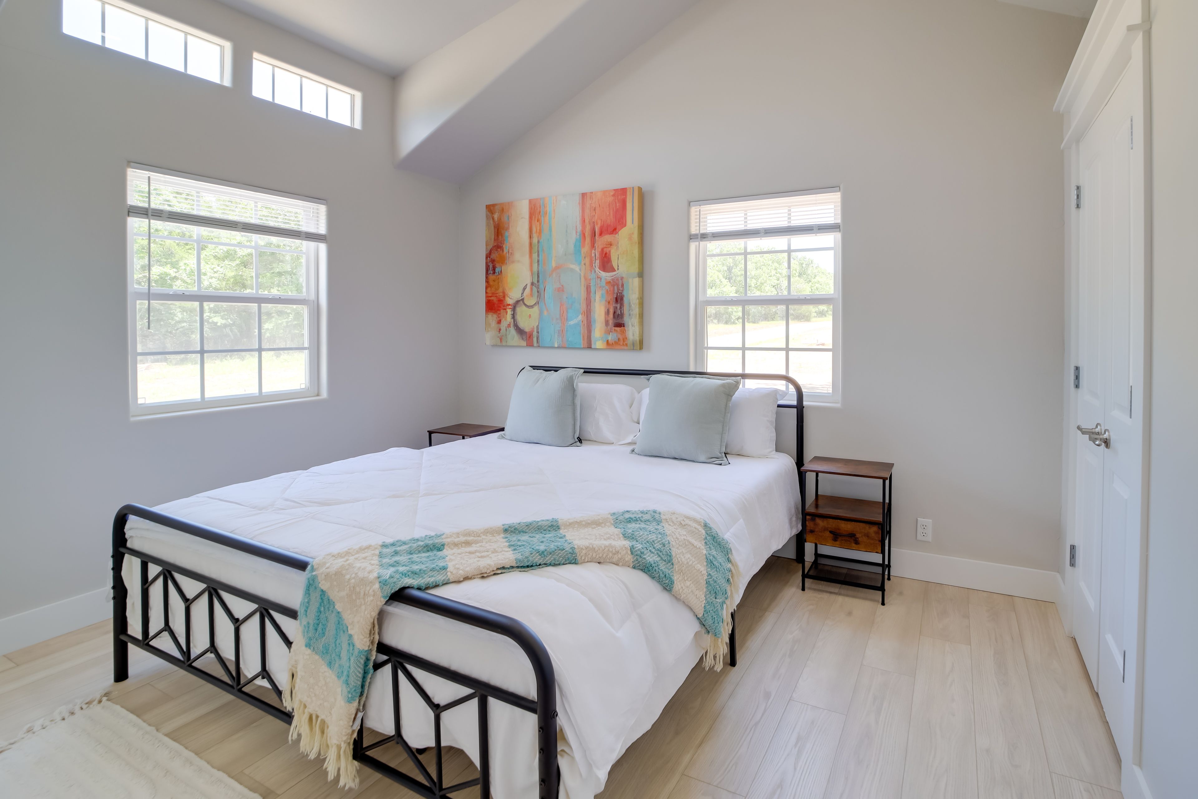 Bedroom 1 | King Bed | Linens Provided