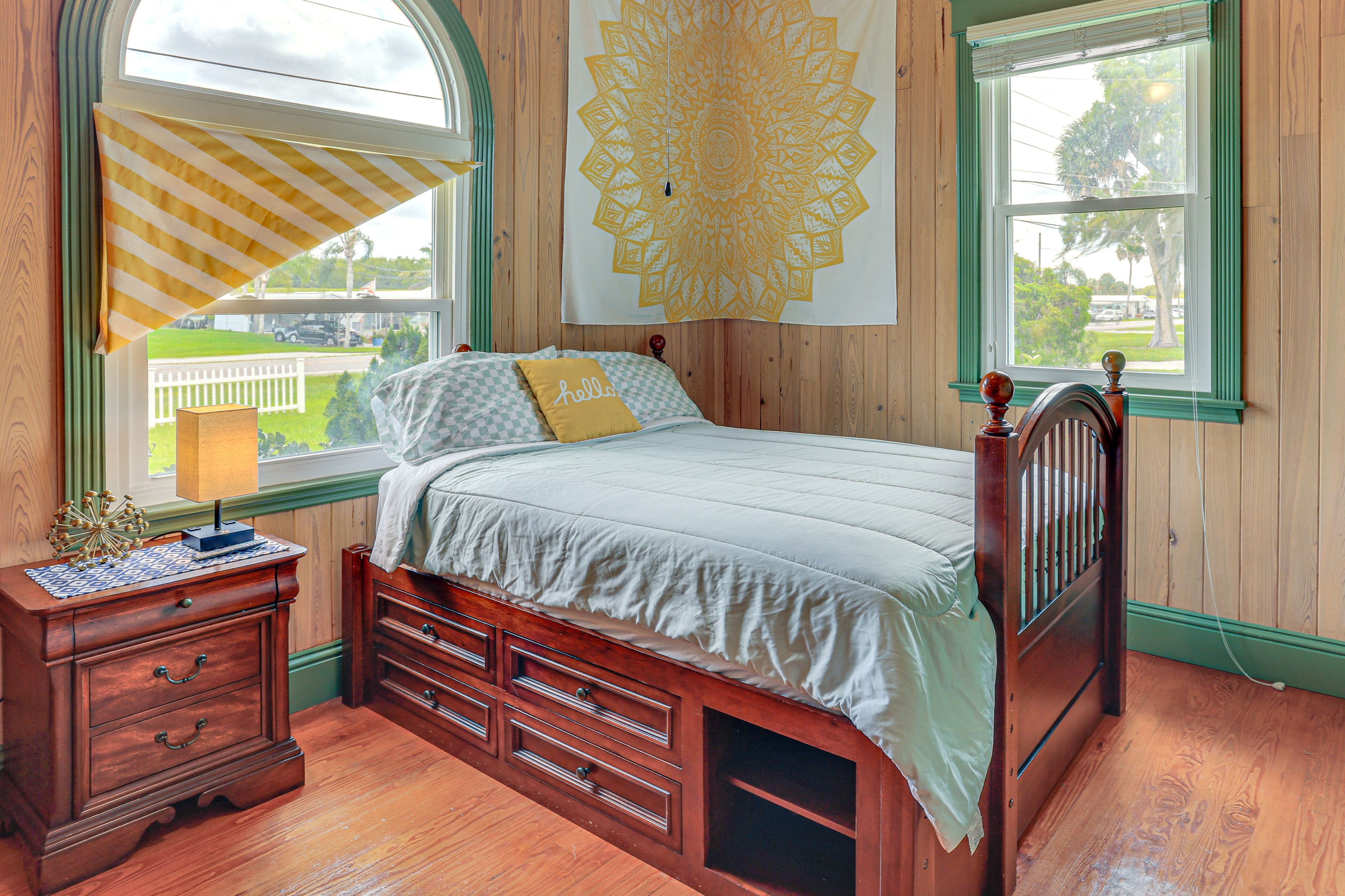 Bedroom 4 | Full Bed | Smart TV
