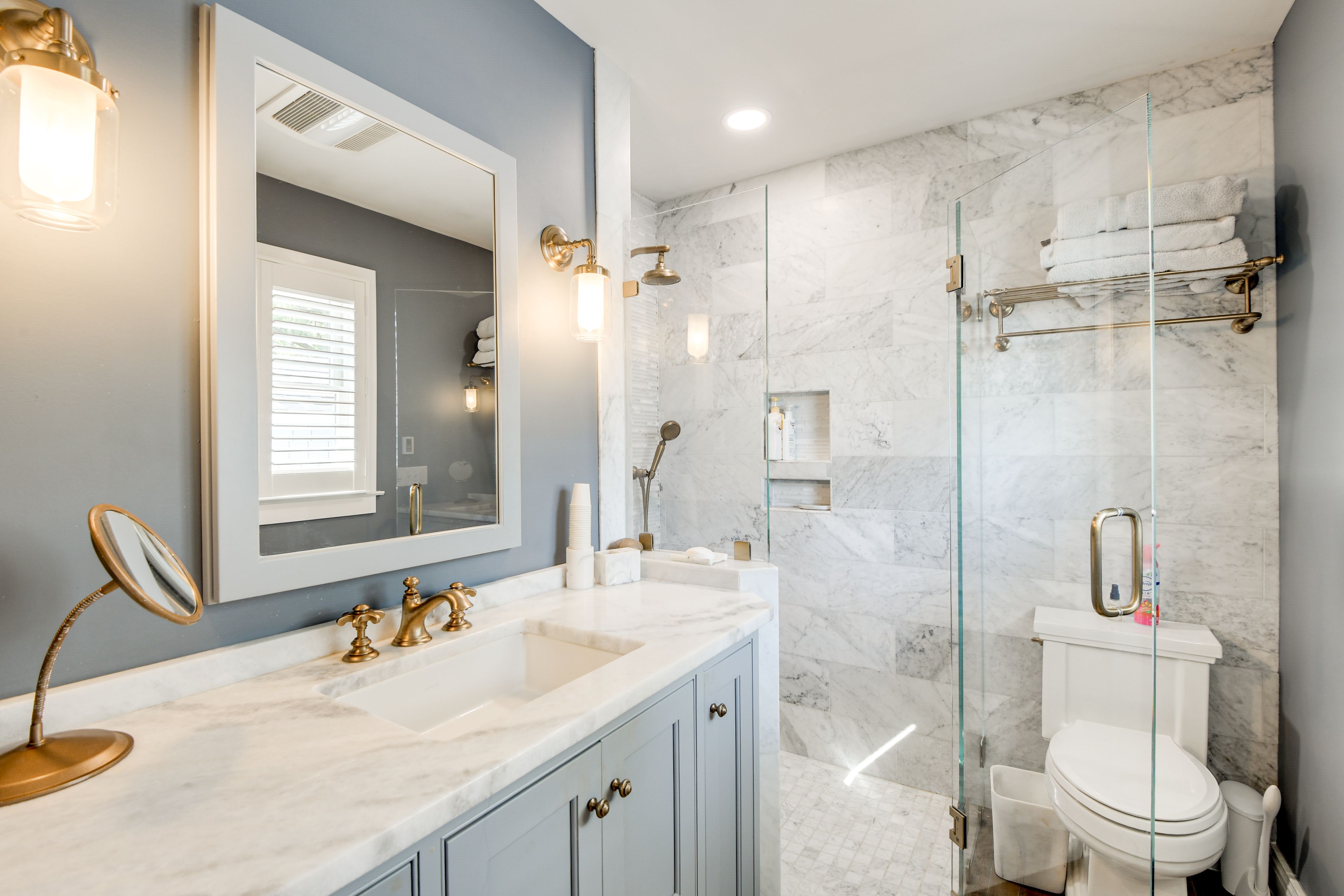 En-Suite Bathroom | Towels Provided