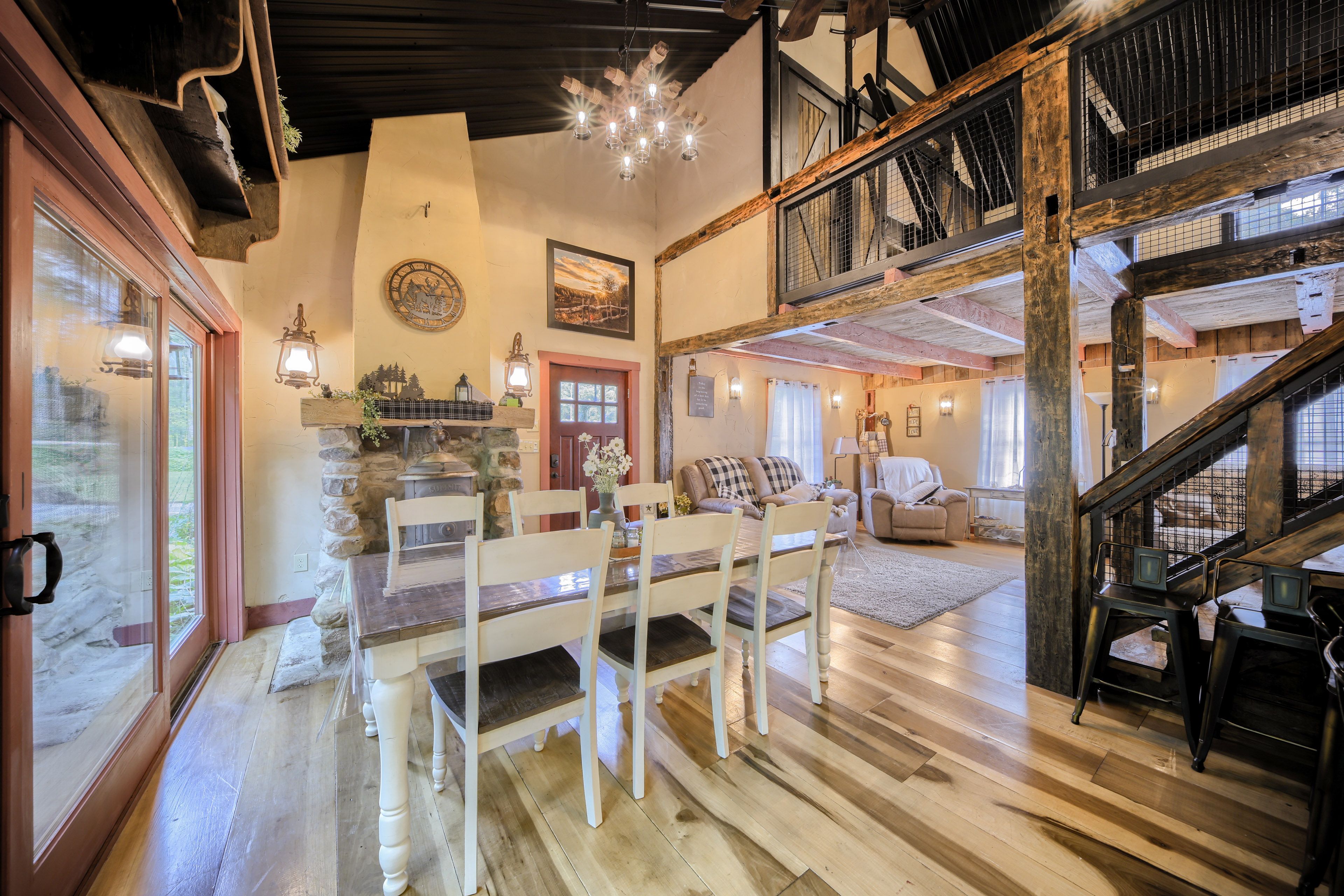 Dining Area | 1st Floor