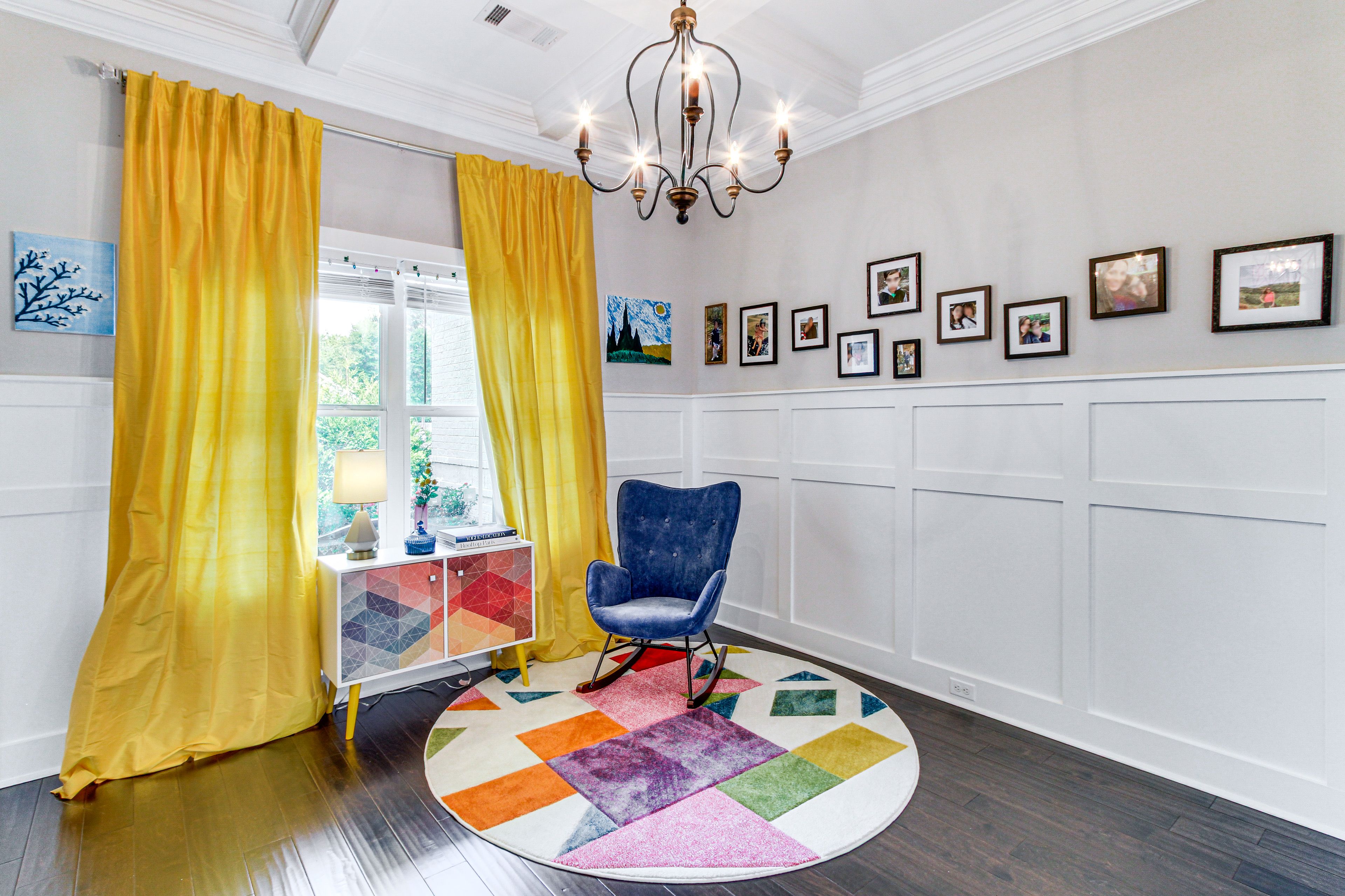 Front Room | 1st Floor