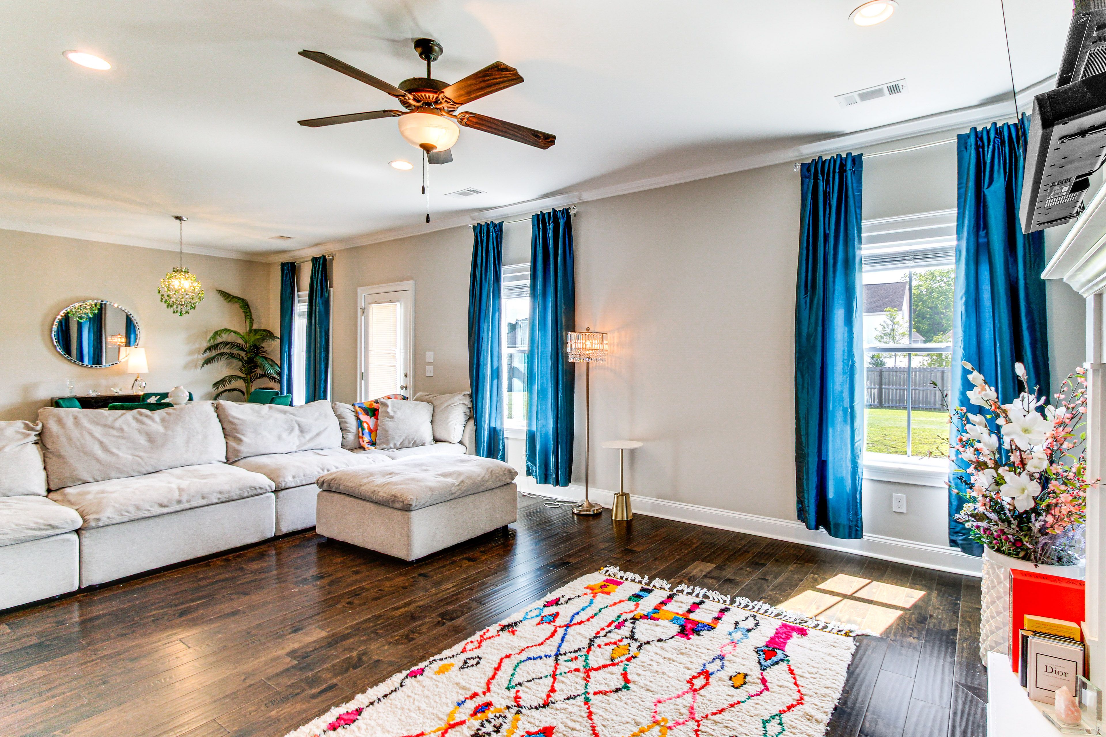 Living Room | 1st Floor | Free WiFi