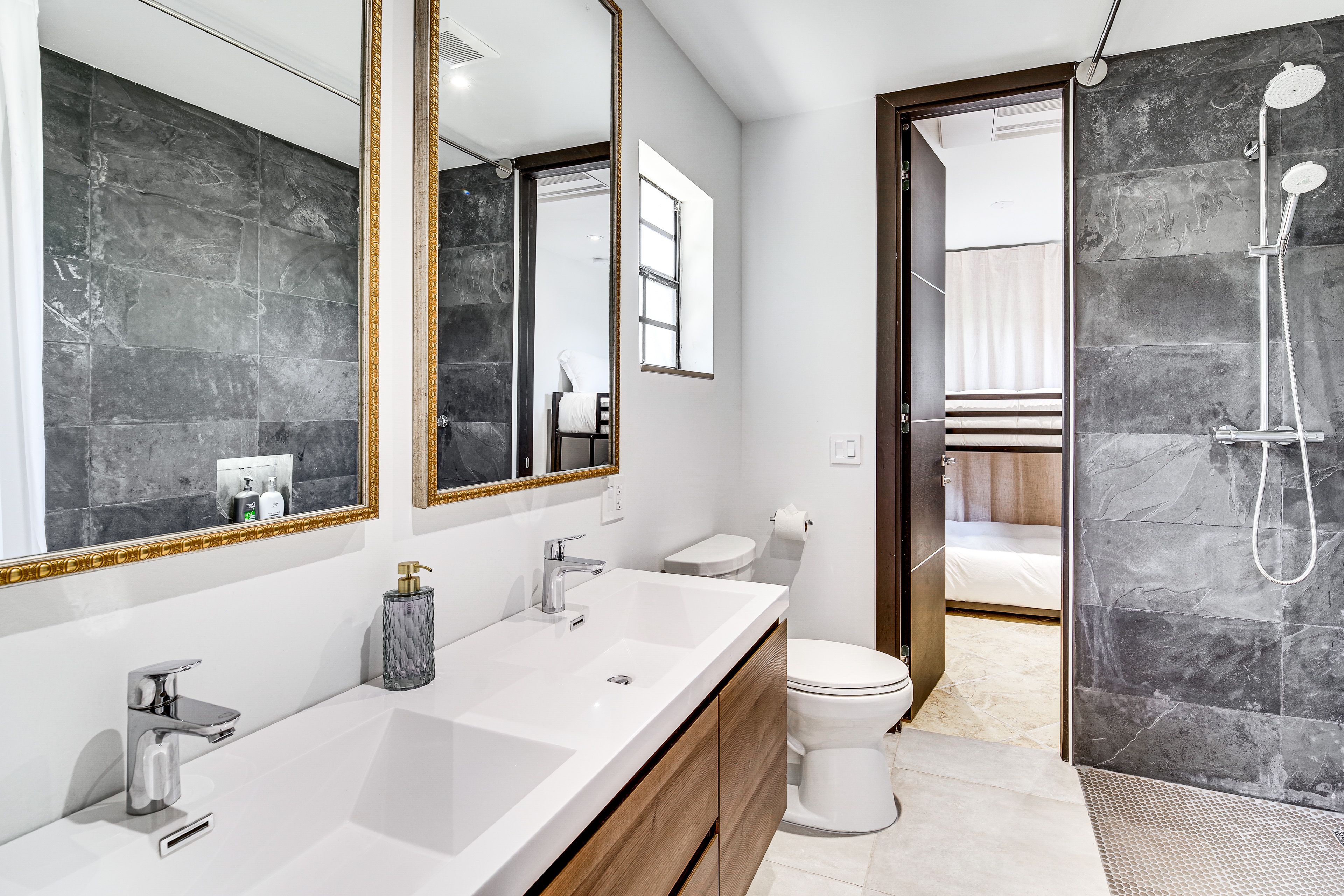 Bathroom | Towels Provided