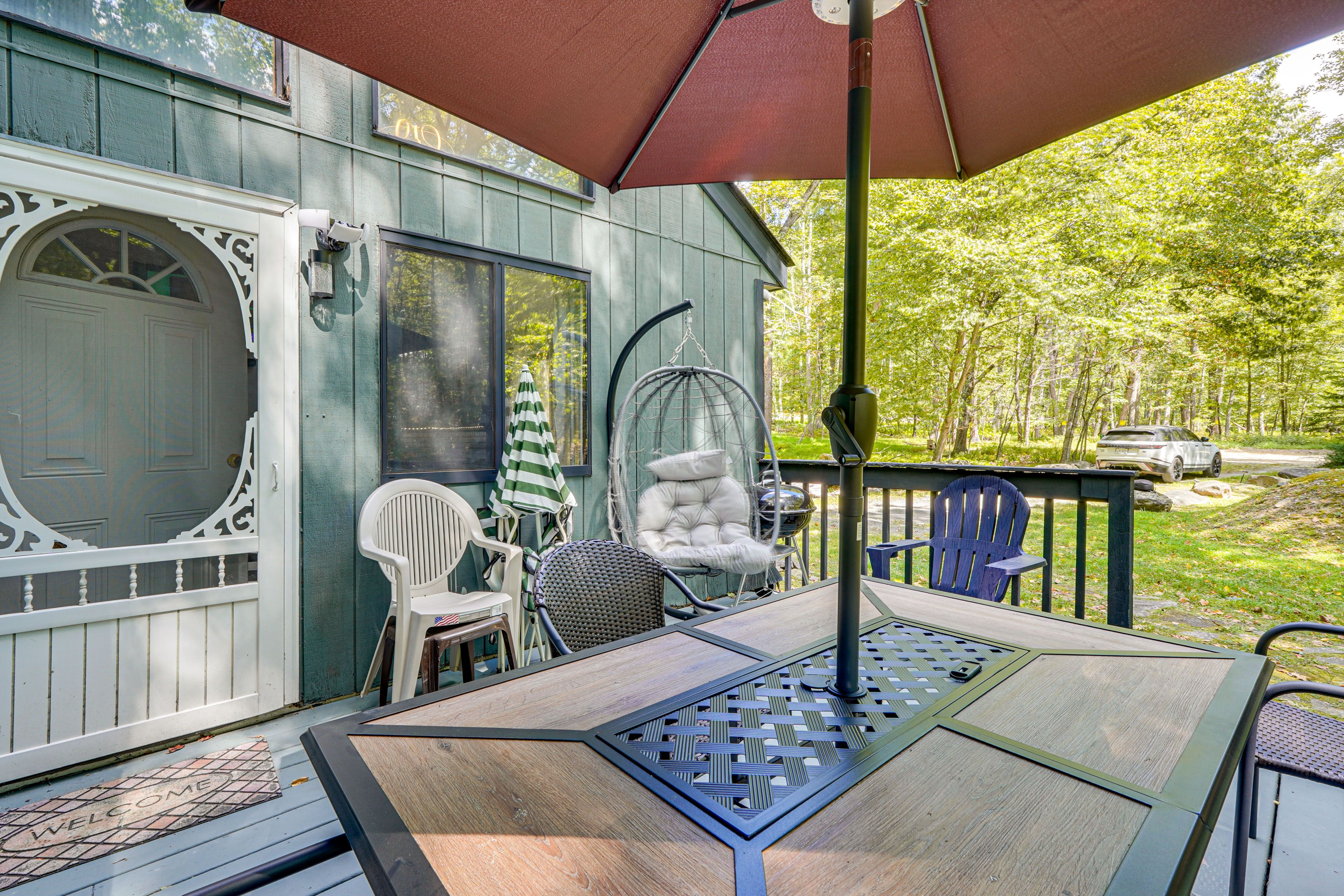 Deck | Charcoal Grill