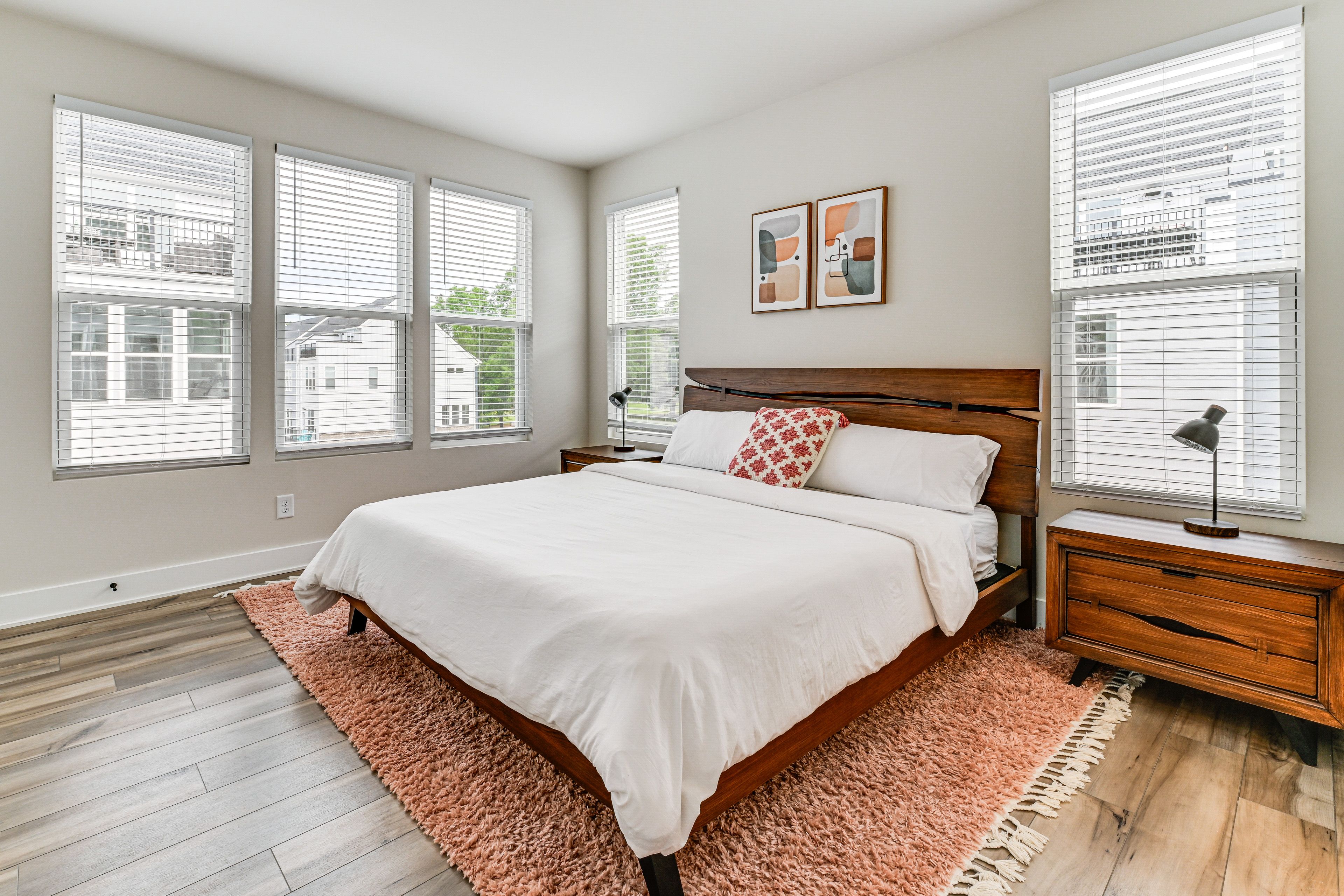 Bedroom 1 | Queen Bed | 3rd Floor | En-Suite Bathroom