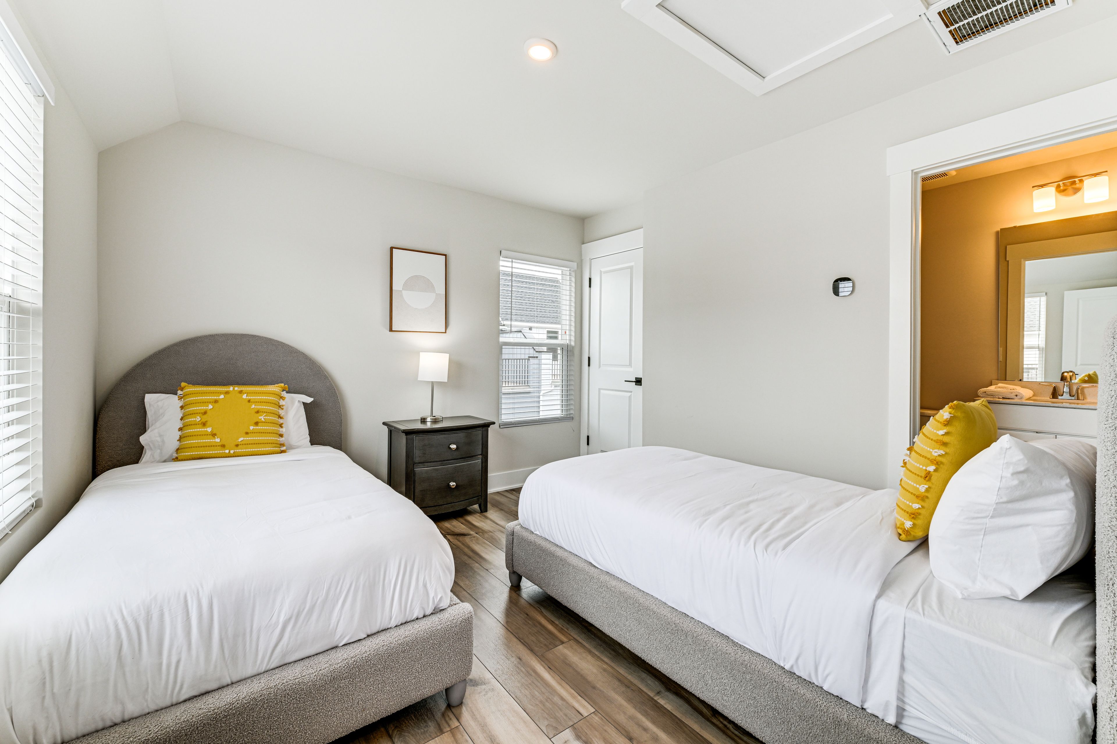 Bedroom 3 | 2 Full Beds | 3rd Floor