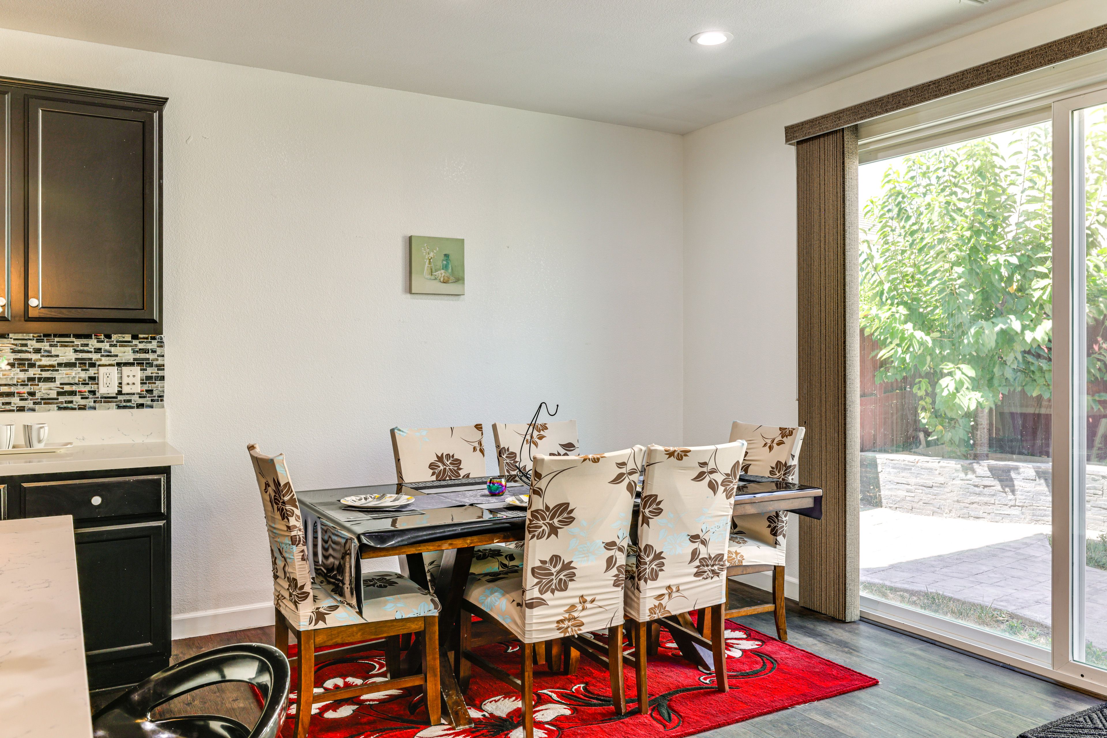 Dining Area | 1st Floor