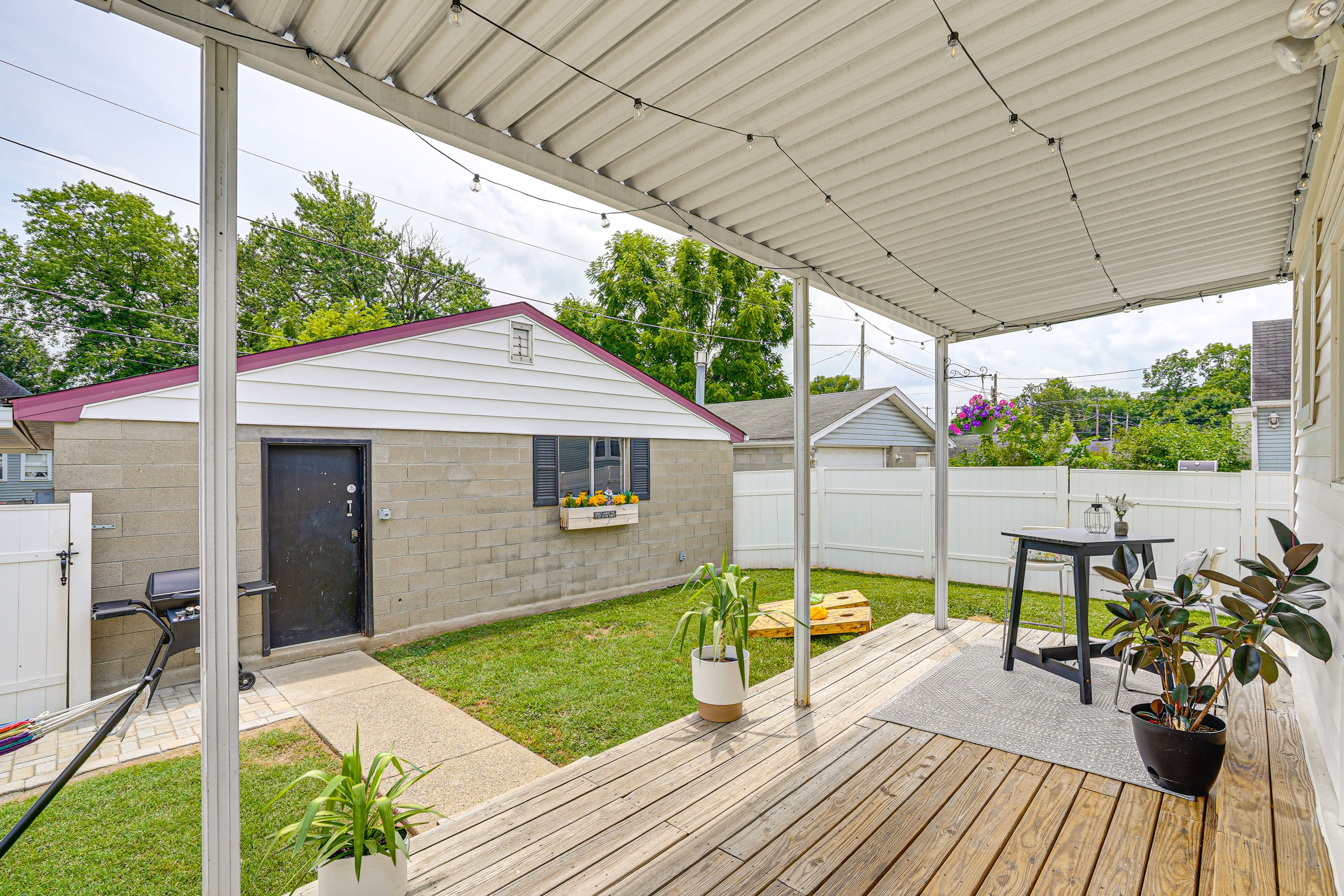 Covered Deck | 2 Dining Areas
