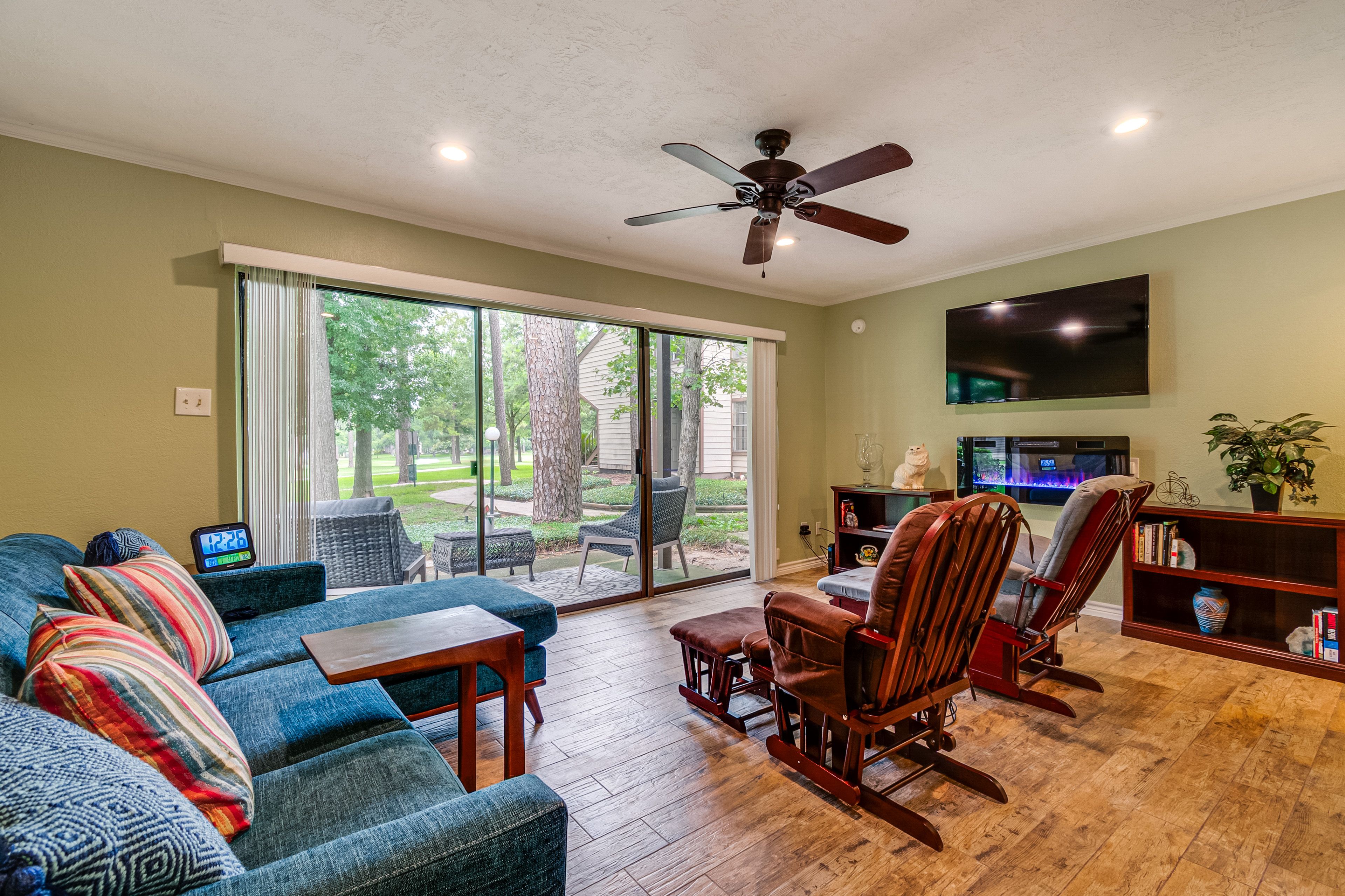 Living Room | Electric Fireplace | Free WiFi | Patio Access