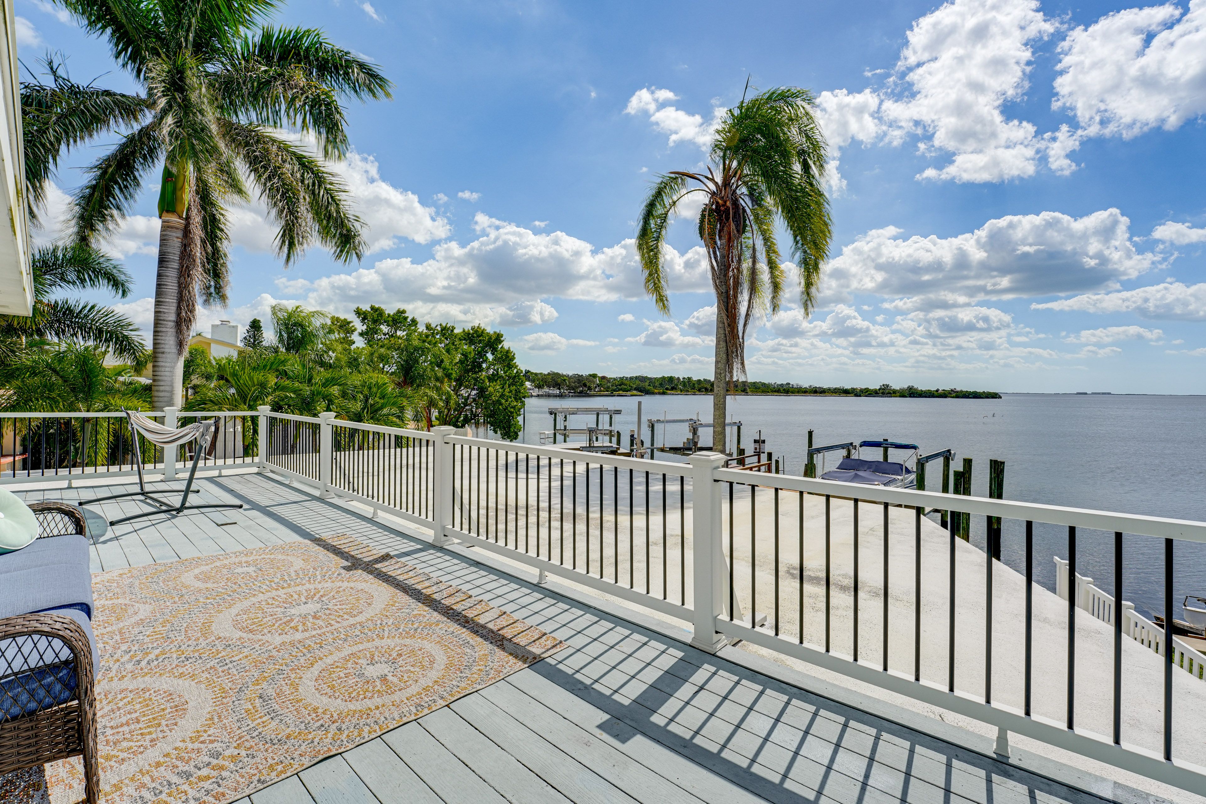 Upper Deck | Ocean Views