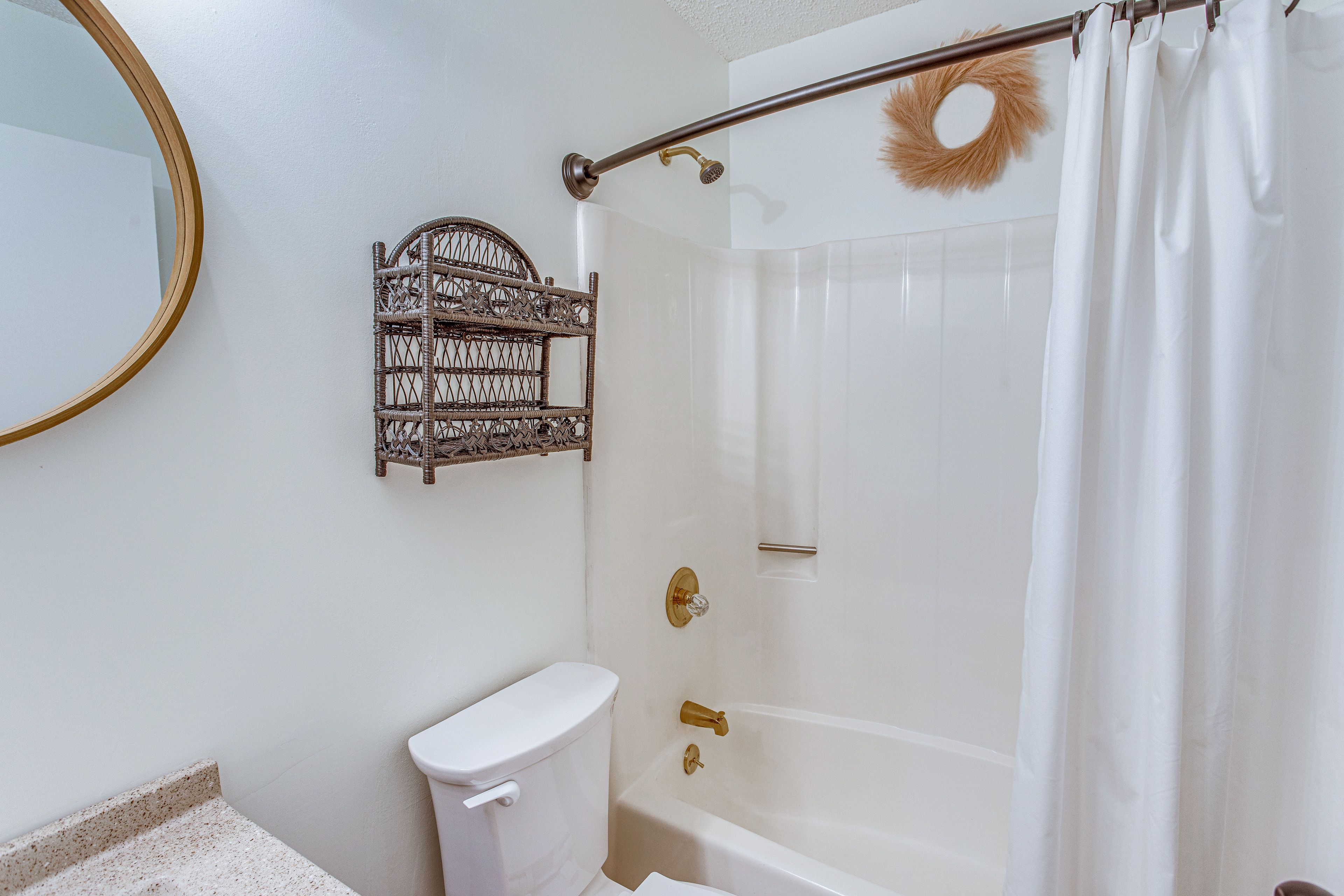 Full Bathroom | 1st Floor