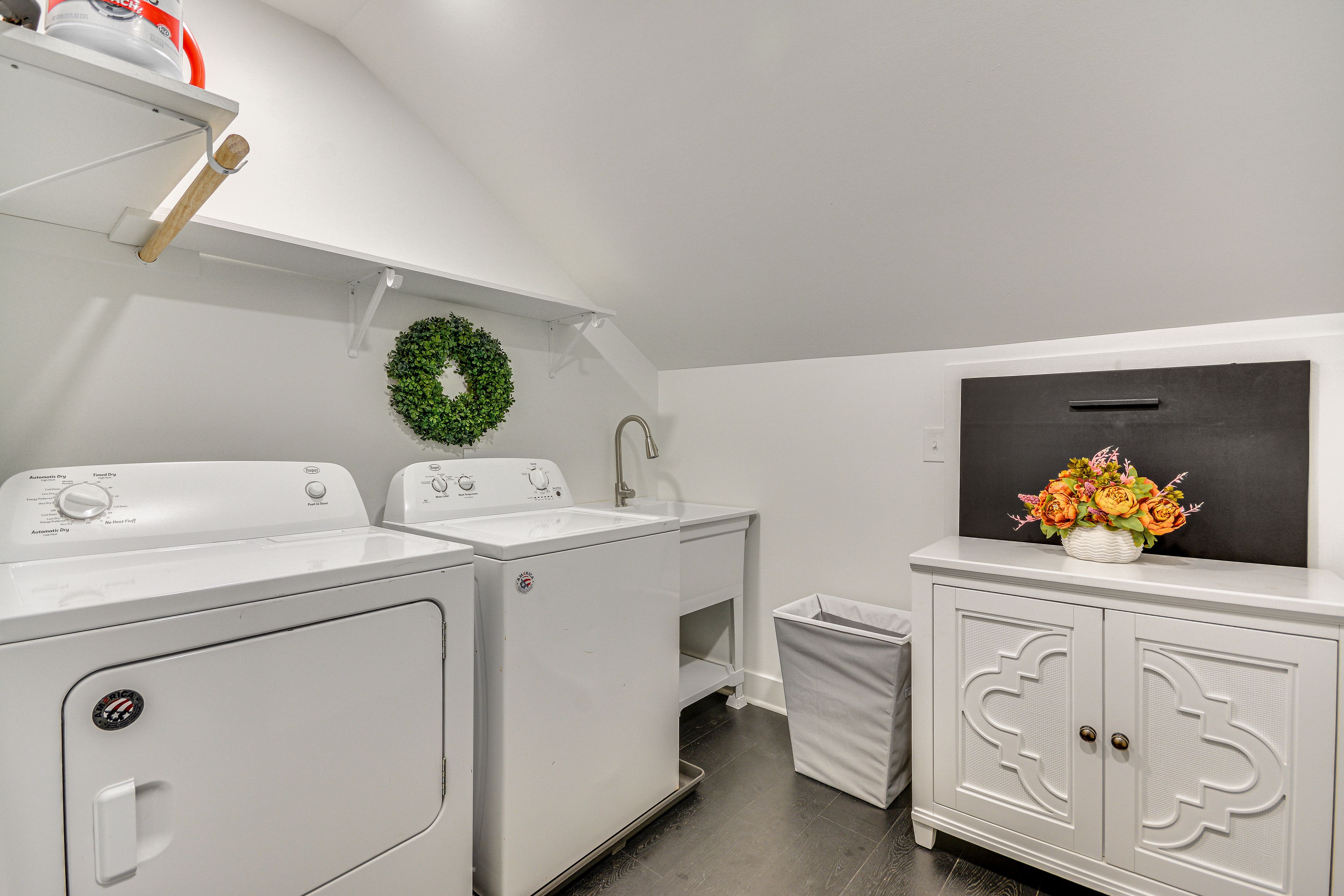 Laundry Room | 2nd Floor