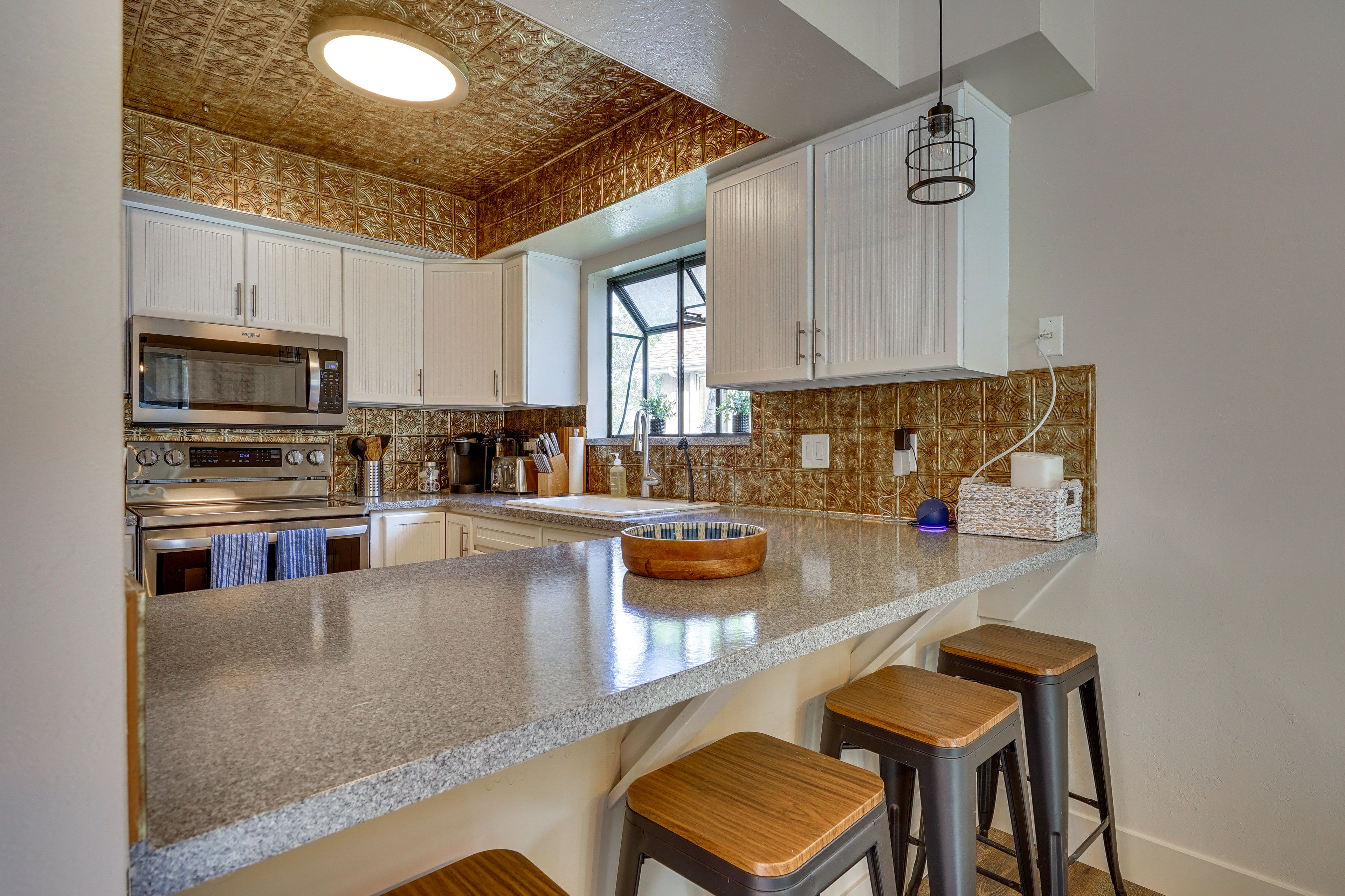 Kitchen | 1st Floor | Keurig & Drip Coffee Makers | Dishwasher | Cooking Basics