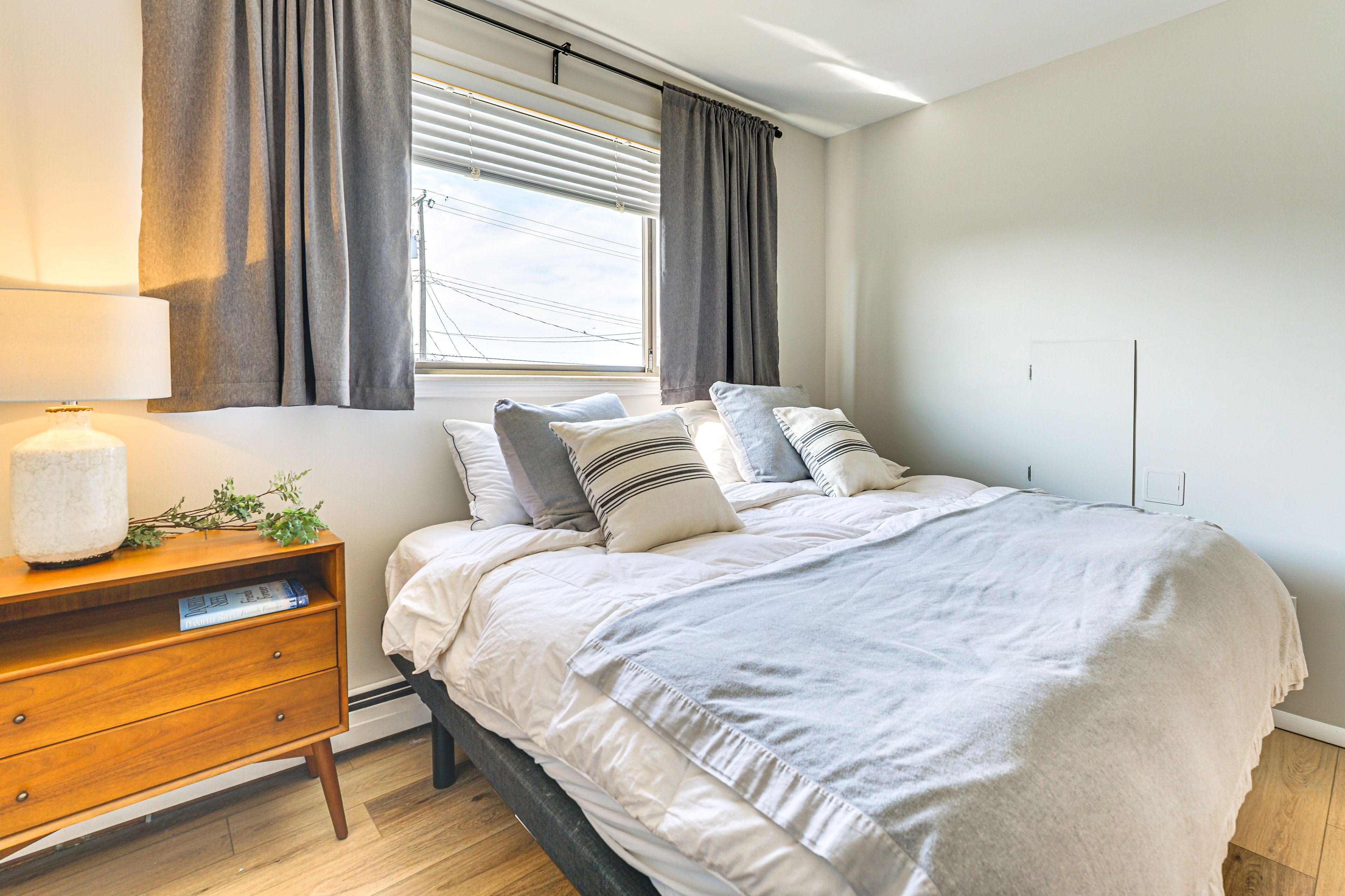 Bedroom 1 | Queen Bed | 2nd Floor