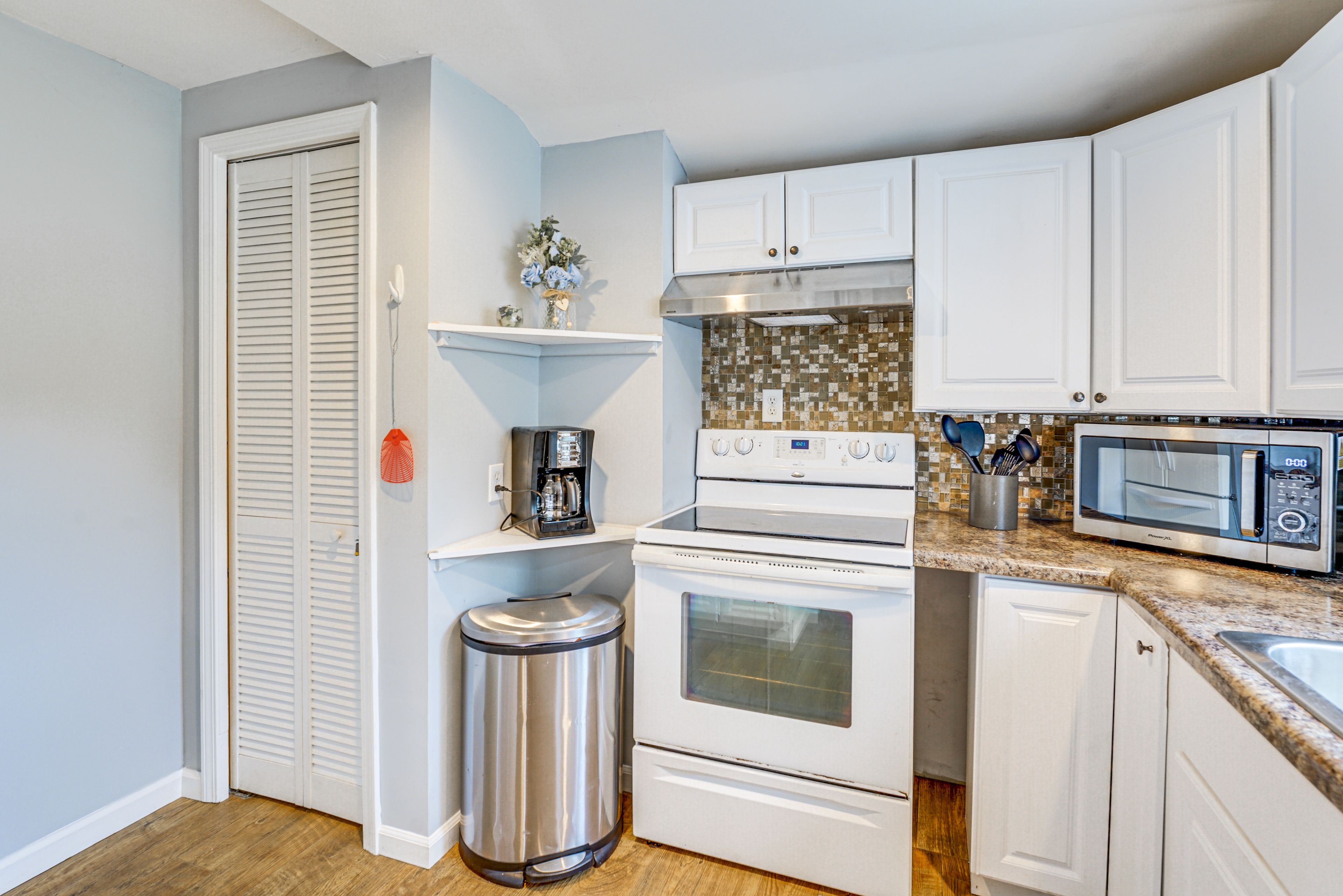 Kitchen | Cooking Basics | Drip Coffee Maker | Microwave