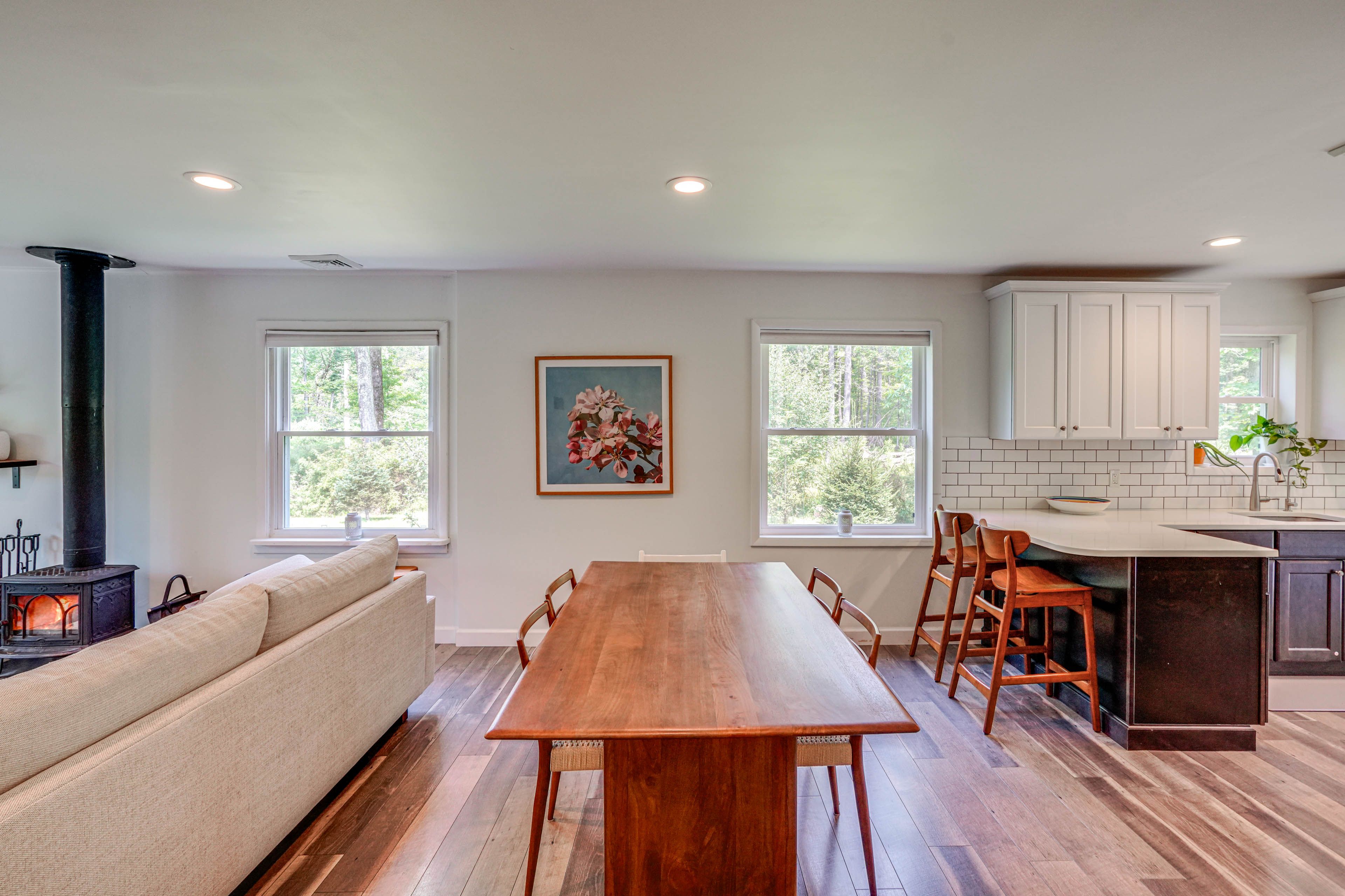 Dining Area | Dishware & Flatware