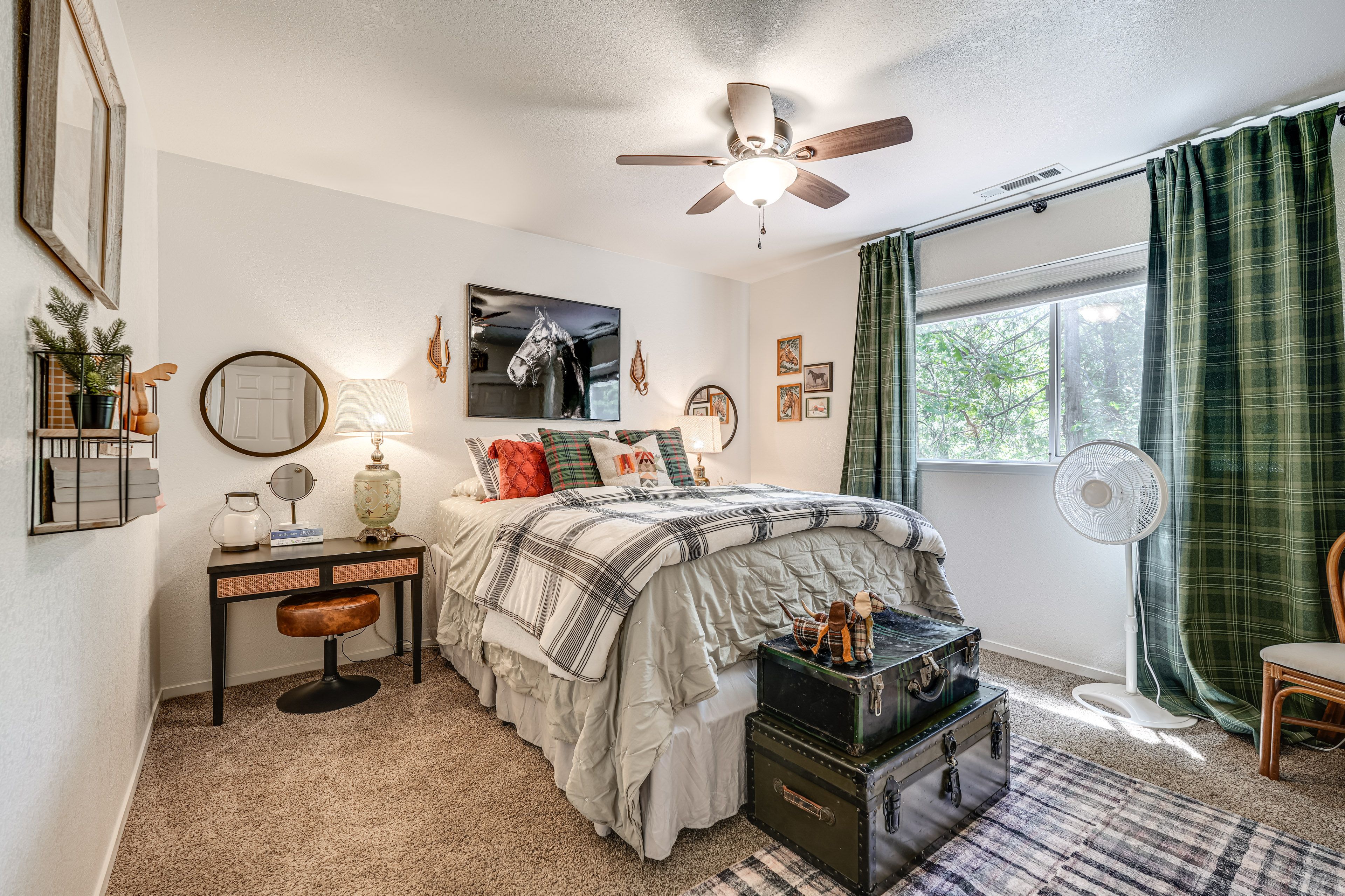Bedroom 2 | Queen Bed | 2nd Floor