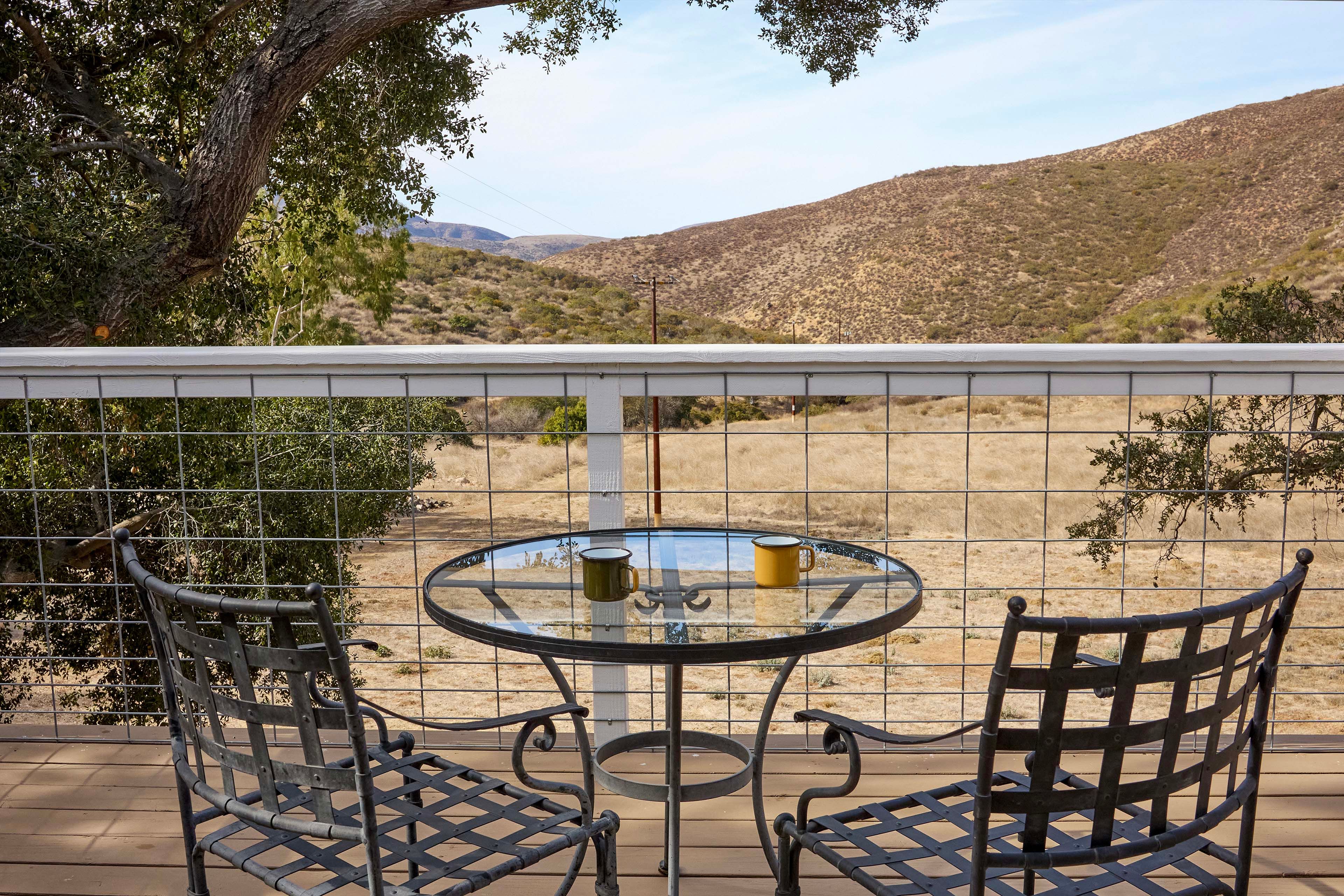 Dulzura Vacation Rental | 3BR | 2BA | 3 Steps to Enter | 900 Sq Ft