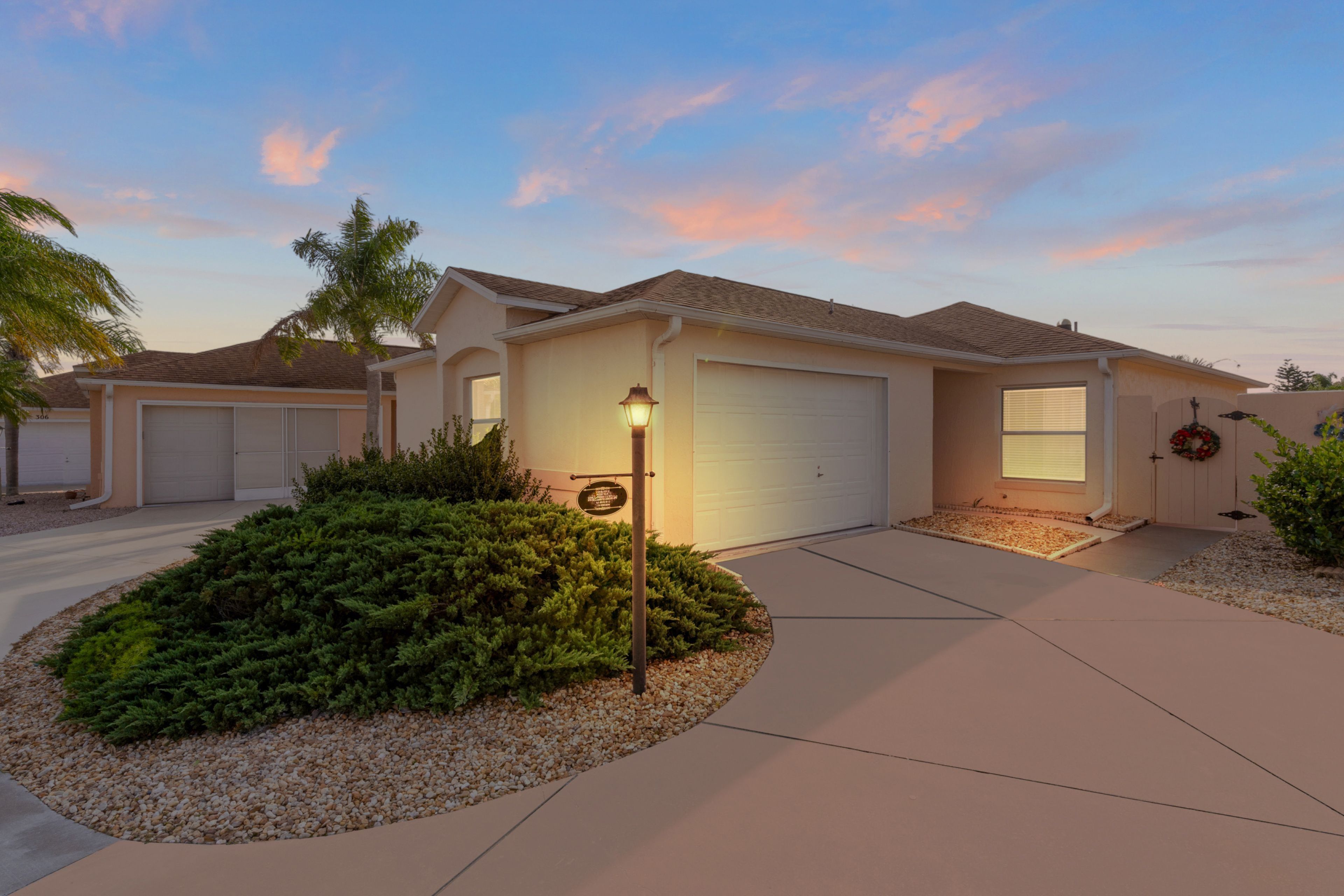 The Villages Vacation Rental | 2BR | 1BA | 2,000 Sq Ft | Step-Free Entry