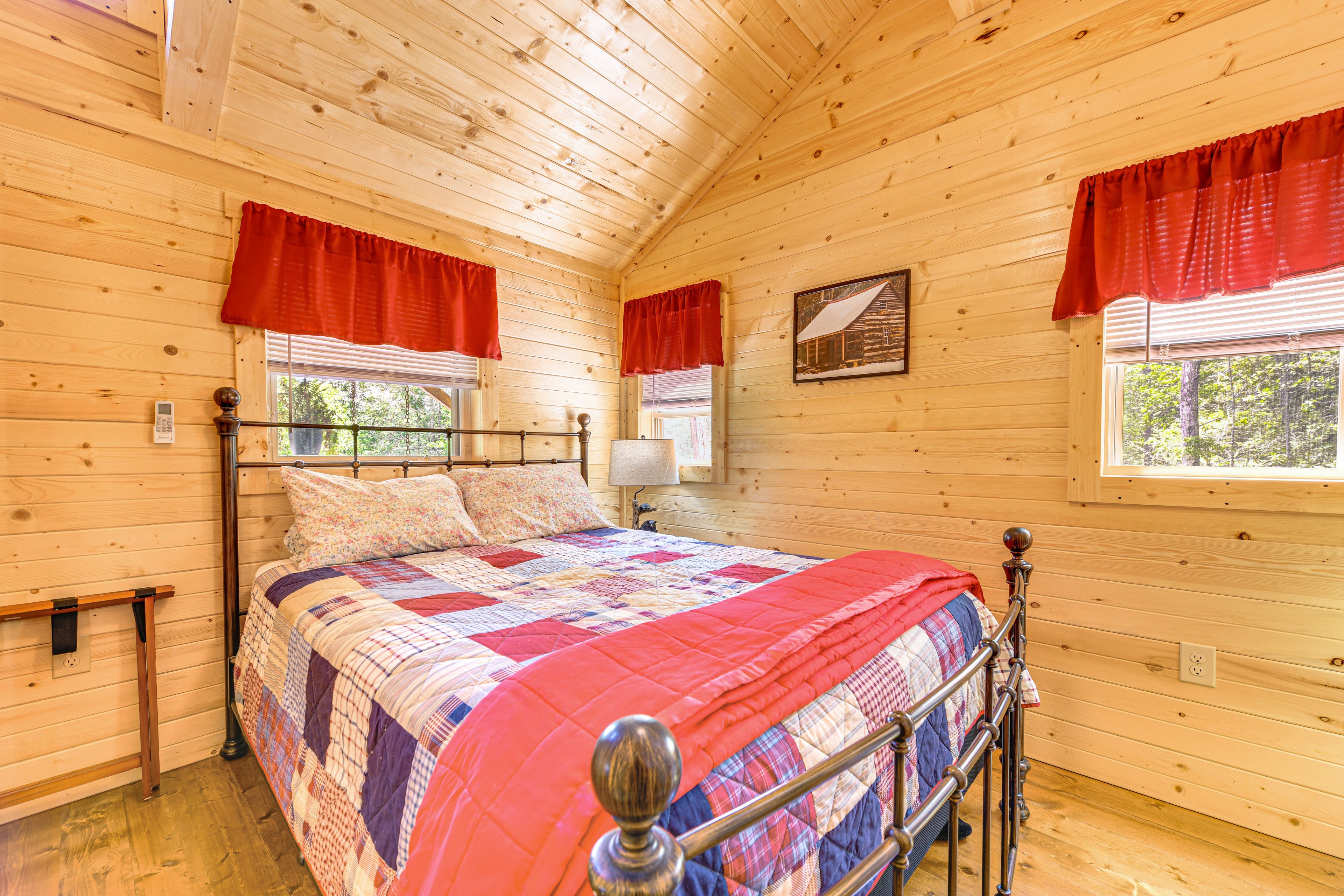 Bedroom 1 | Queen Bed | Linens Provided | Washer & Dryer