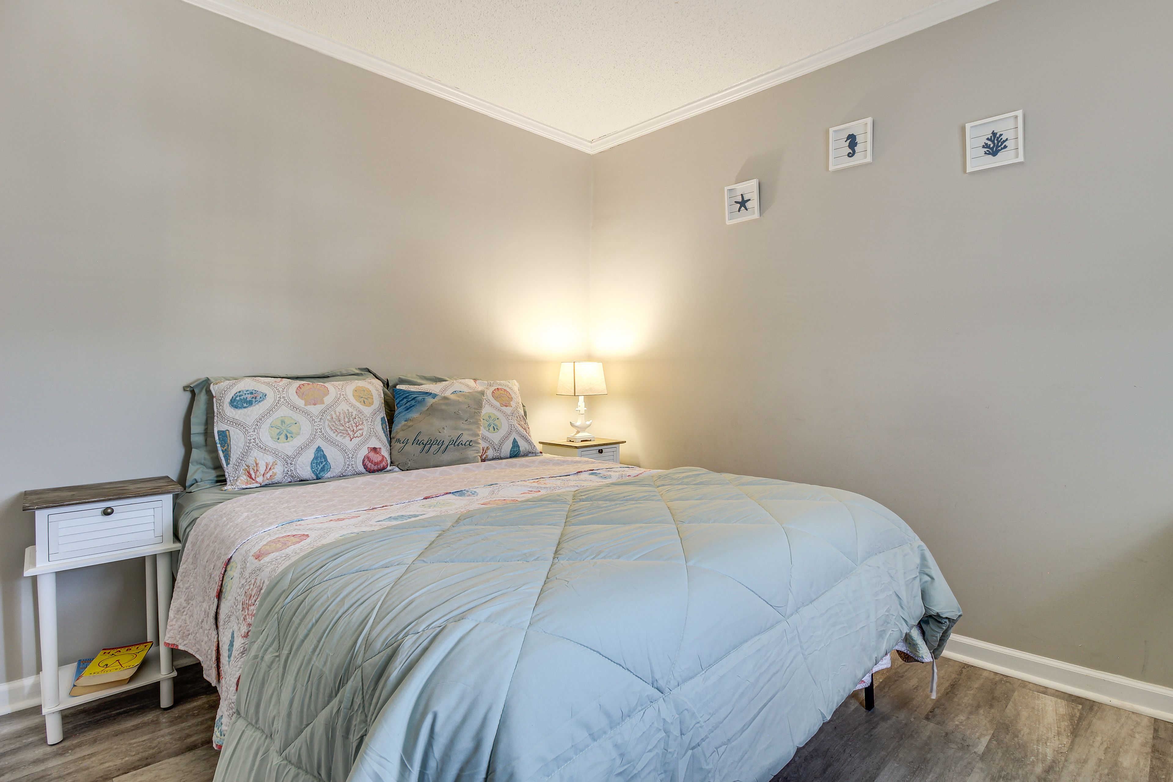 Bedroom 2 | Queen Bed | Linens Provided