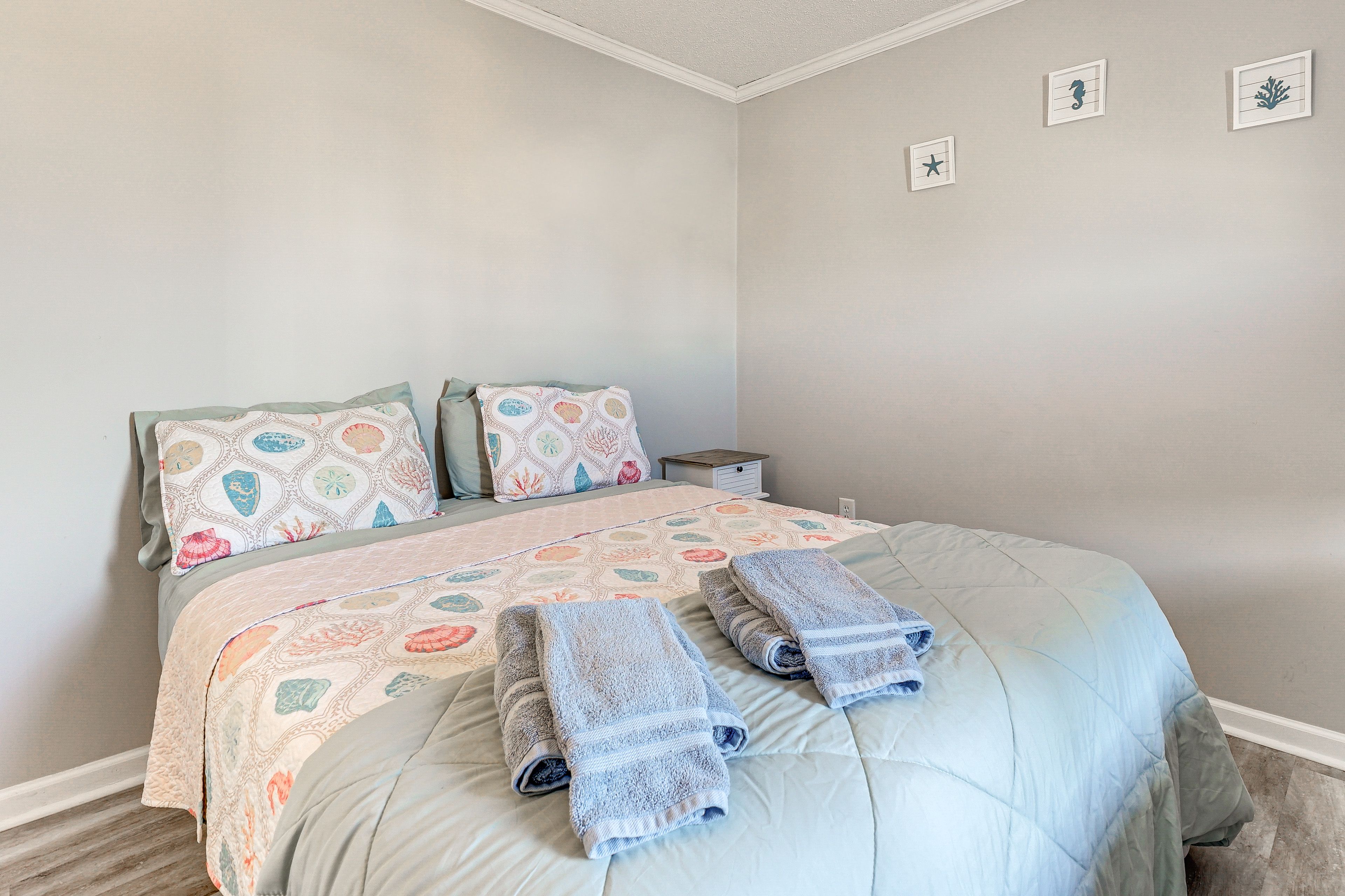 Bedroom 2 | Queen Bed | Linens Provided