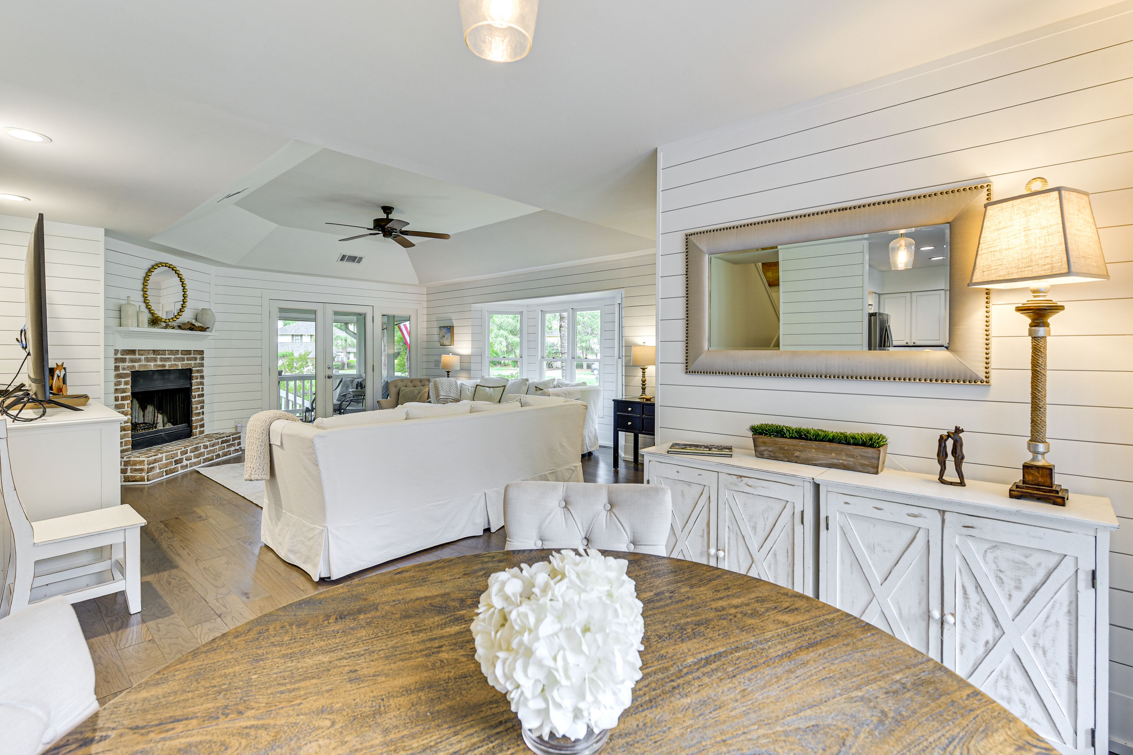 Dining Area | 1st Floor | Dishware & Flatware | Central A/C & Heat