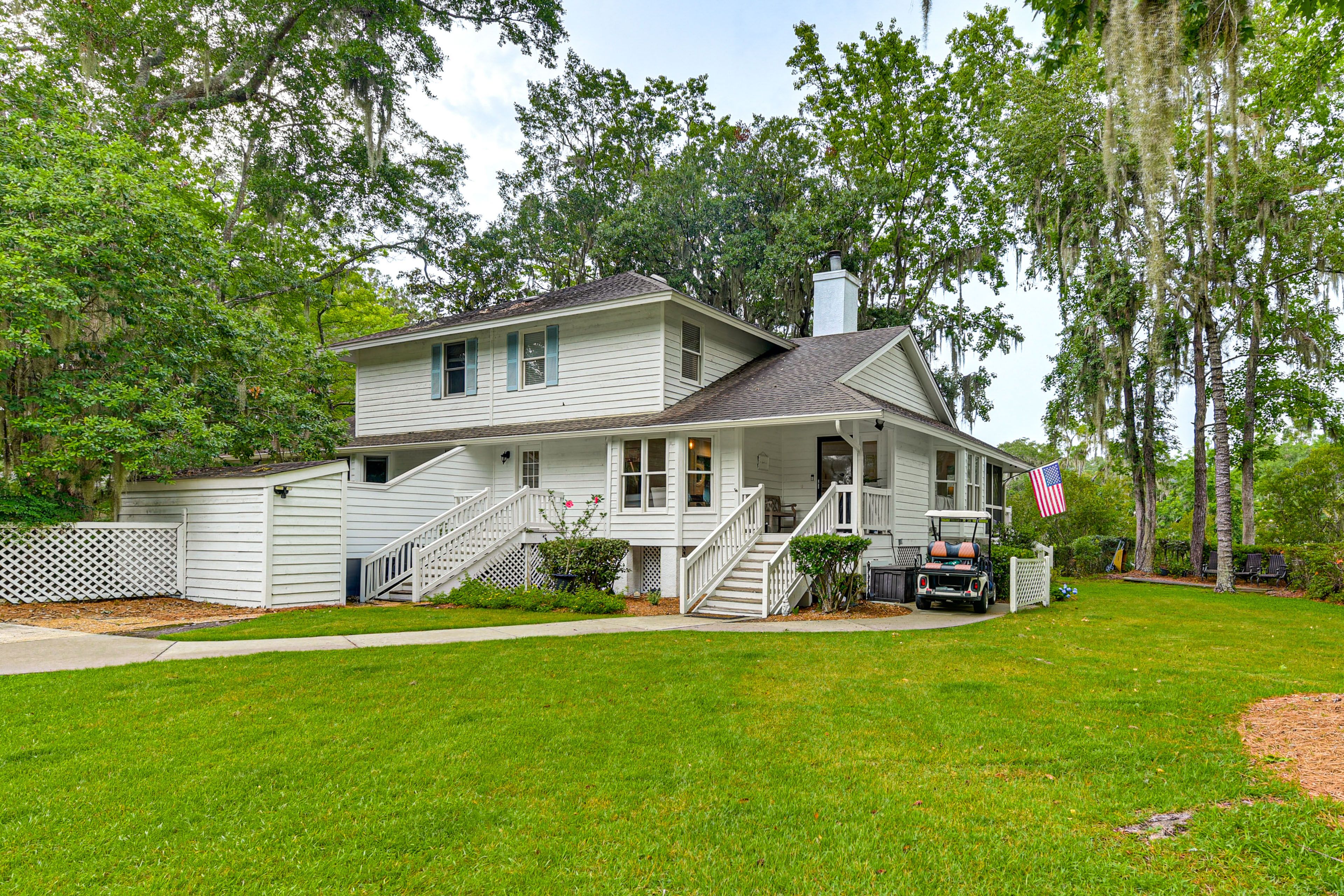 Driveway (2 Vehicles) | Community Parking Lot (First-Come, First-Served)