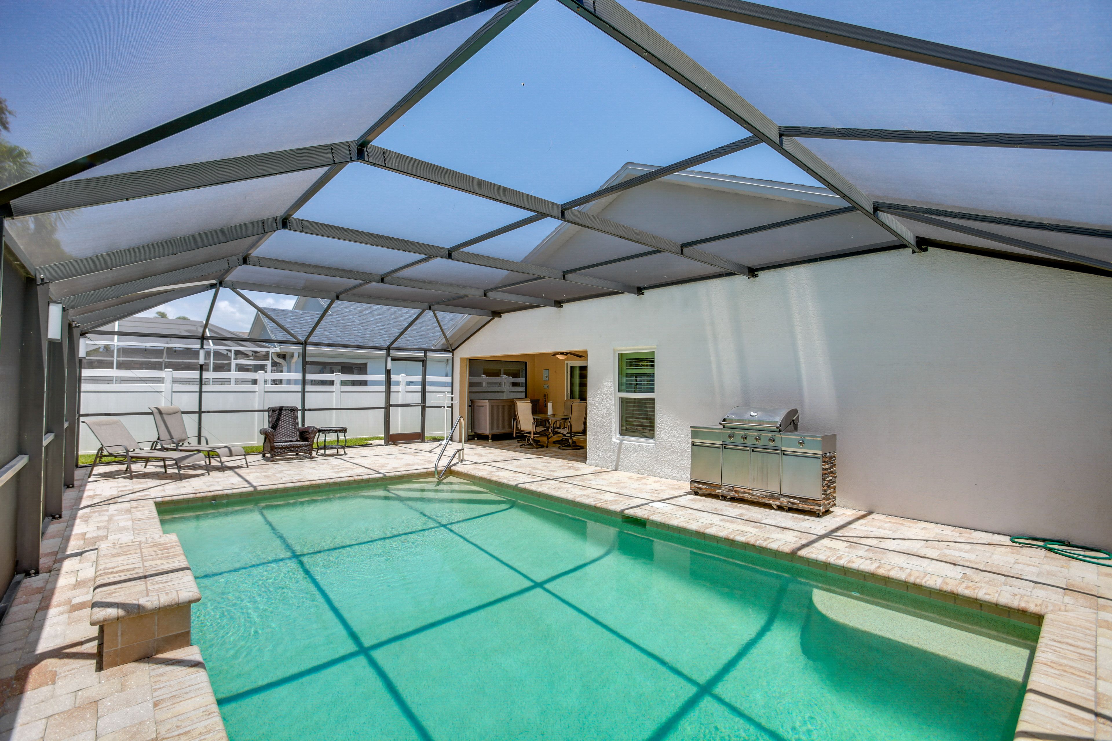Fort Myers Vacation Rental | 3BR | 2BA | 1,568 Sq Ft | Small Step to Enter