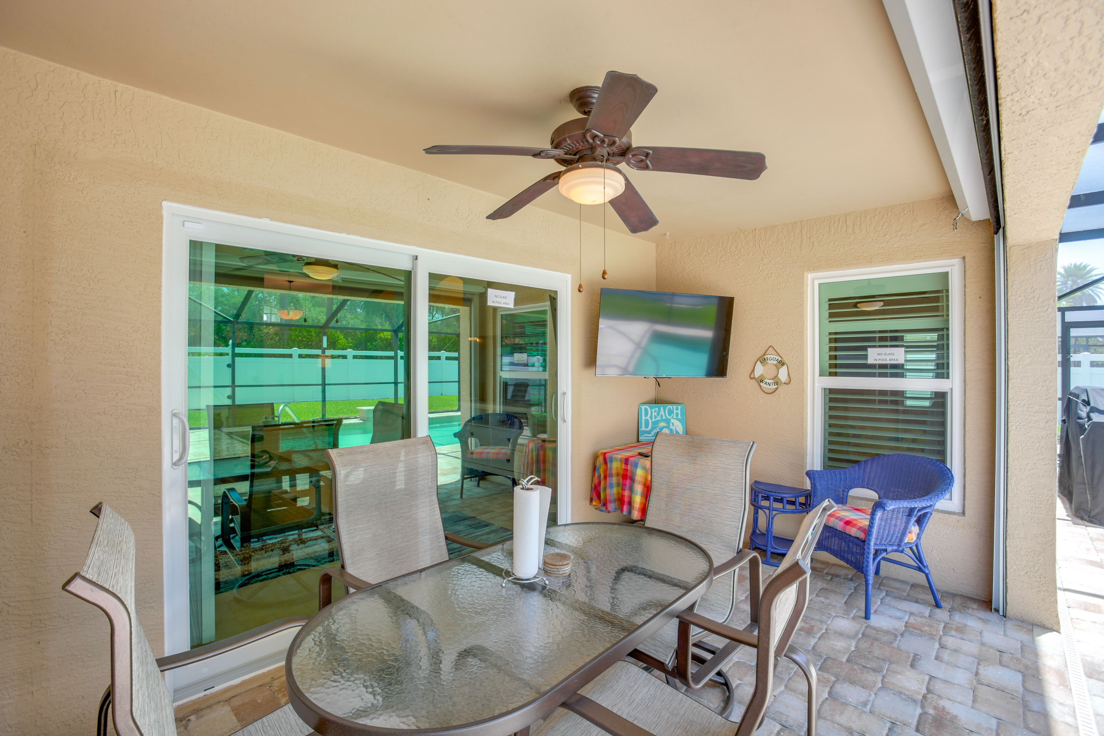 Private Patio | Smart TV | BBQ Grill