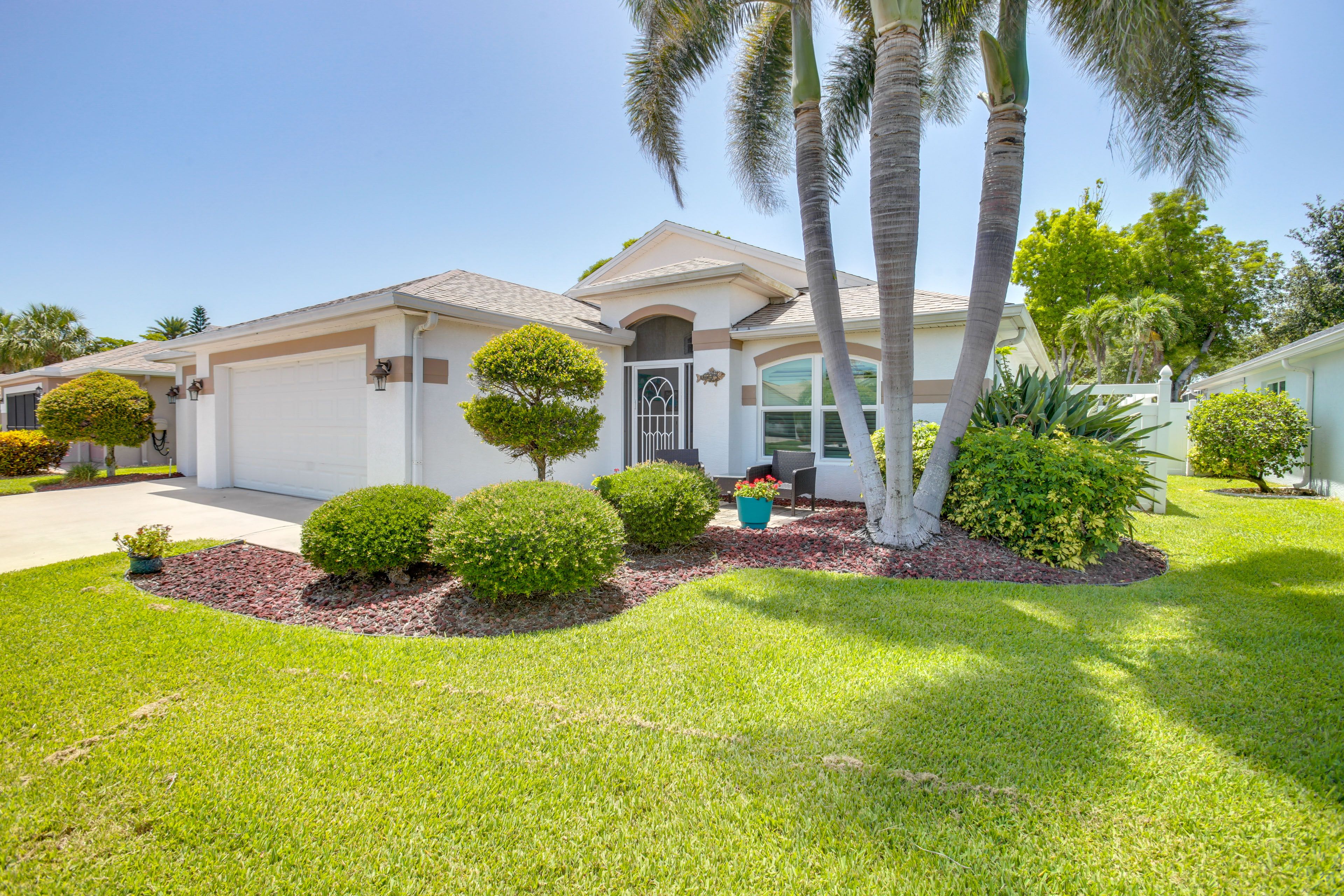 Property Exterior | Single-Story Home | Keyless Entry