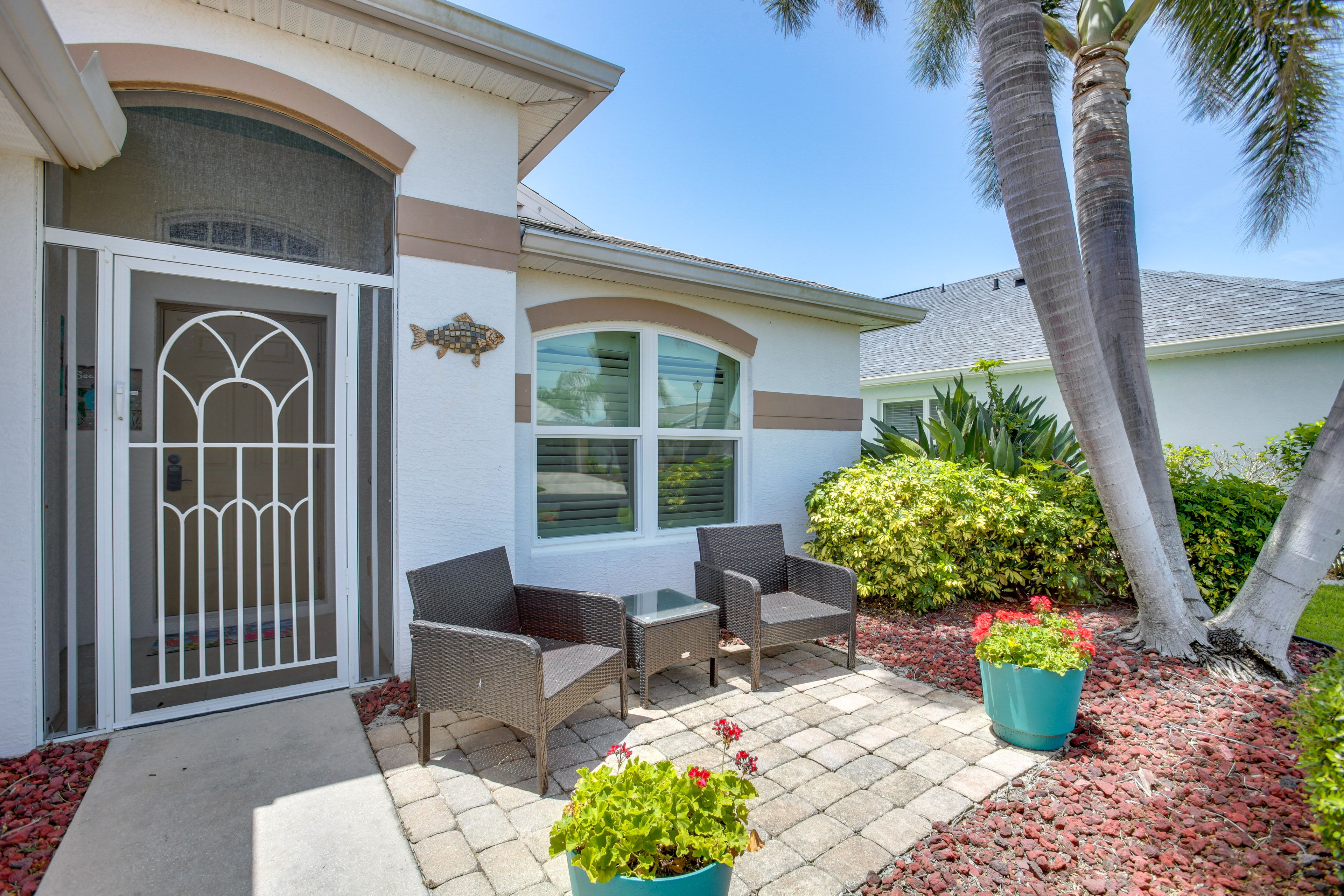 Home Exterior | Private Entrance