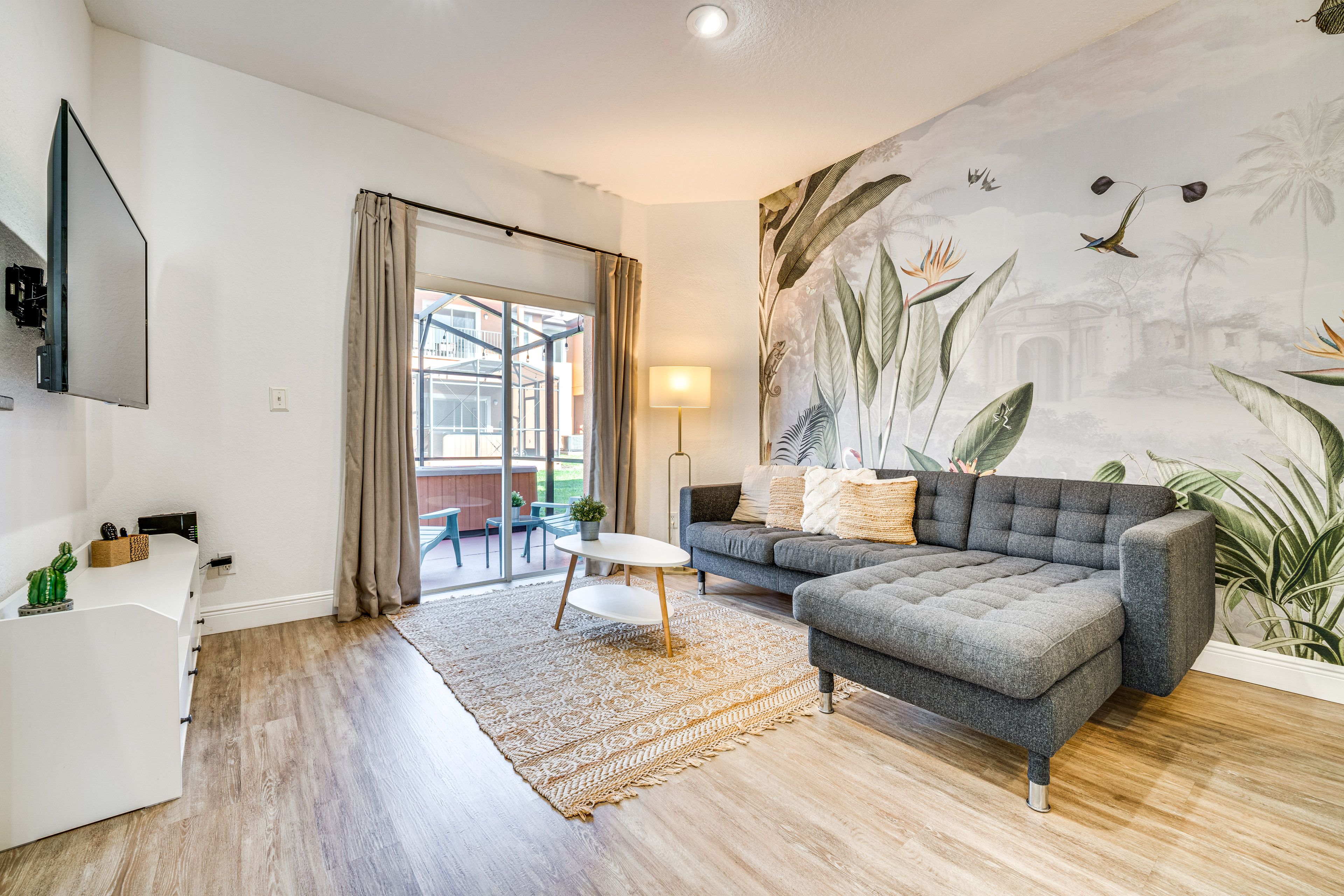 Living Area | Smart TV | Board Games | Toys & Books | 1st Floor