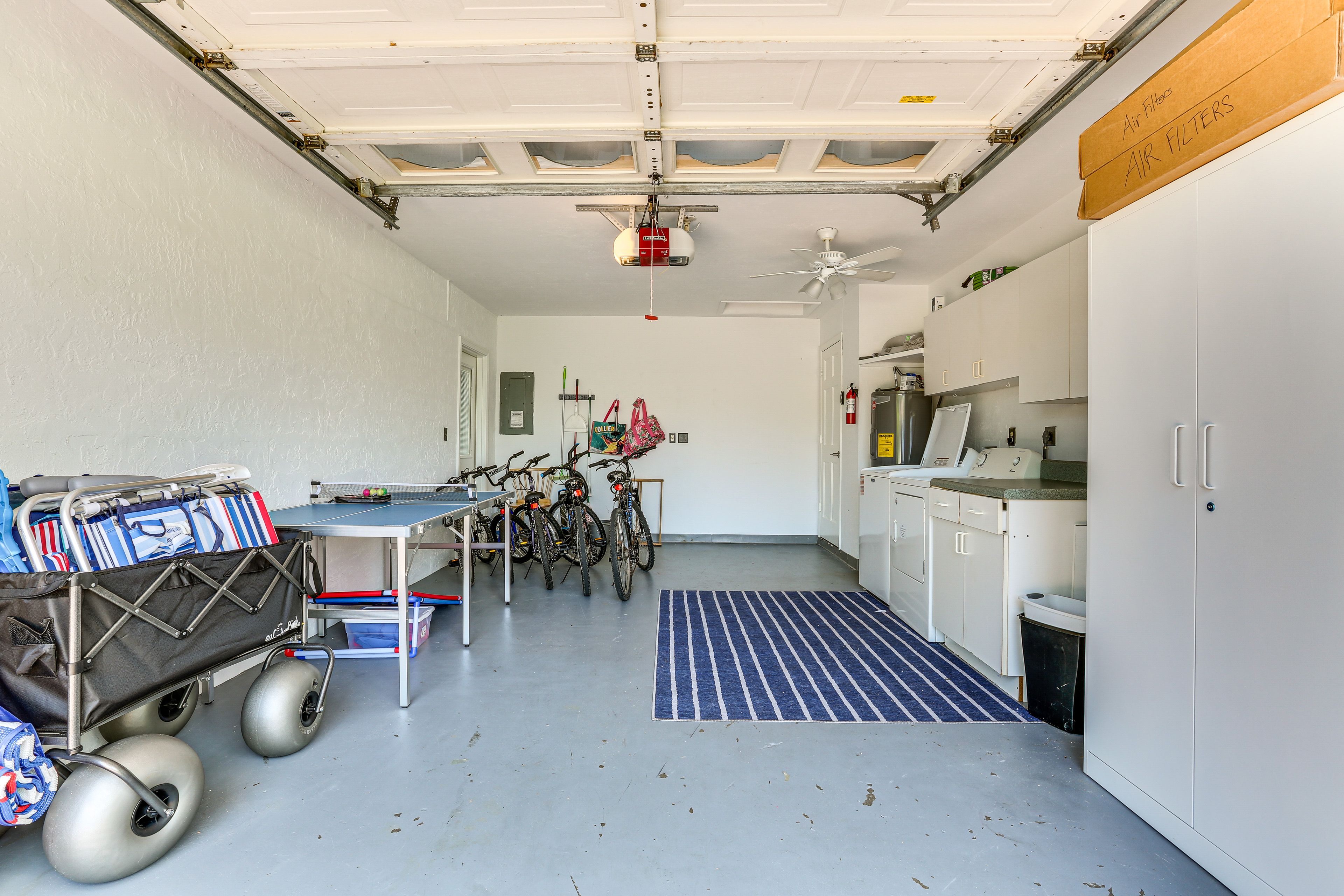 Garage | Beach Gear & Wagon | Ping-Pong Table | Cornhole | 5 Bicycles