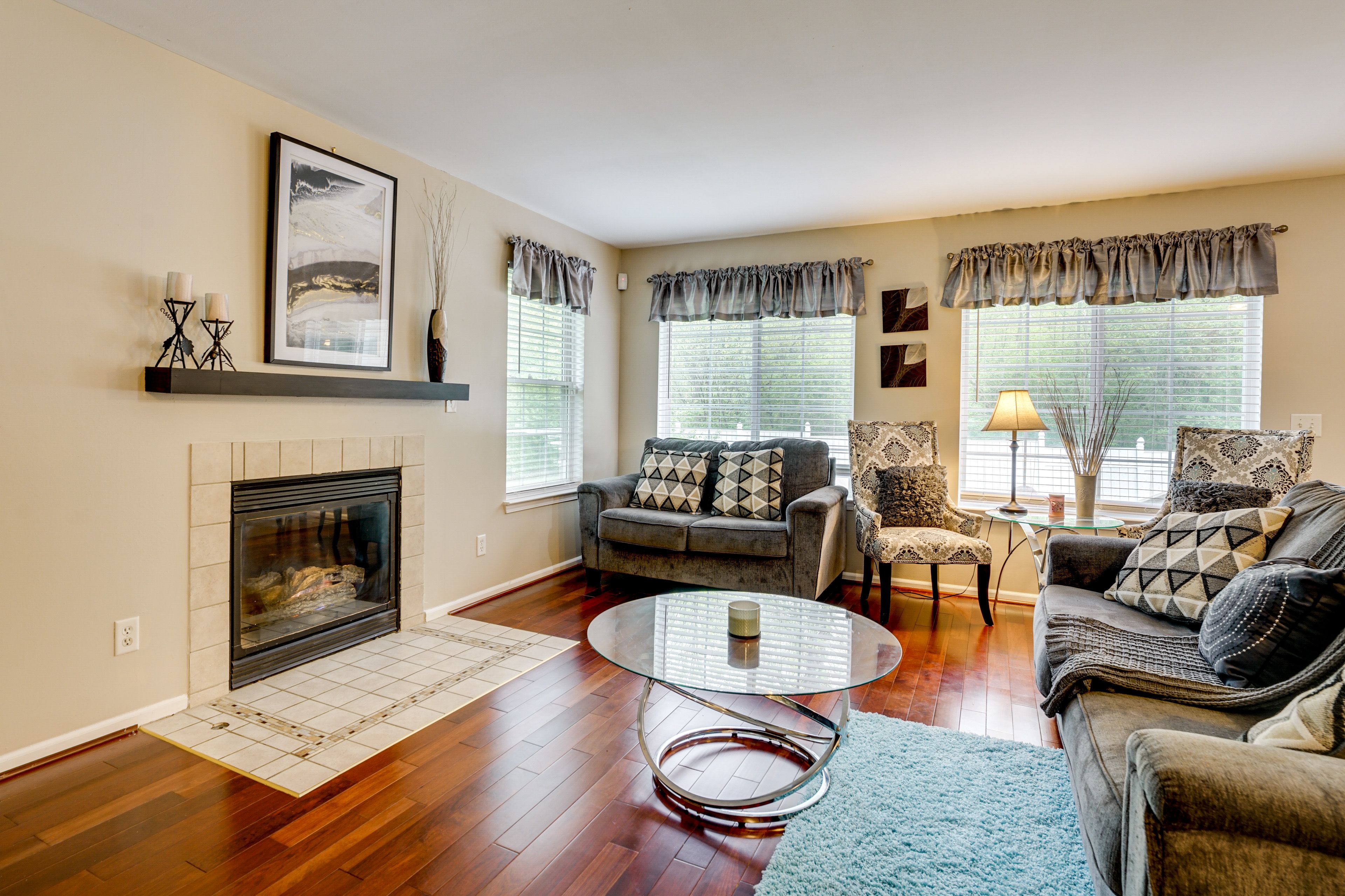 Living Room | Fire Place | Central Heating & A/C | Main Floor