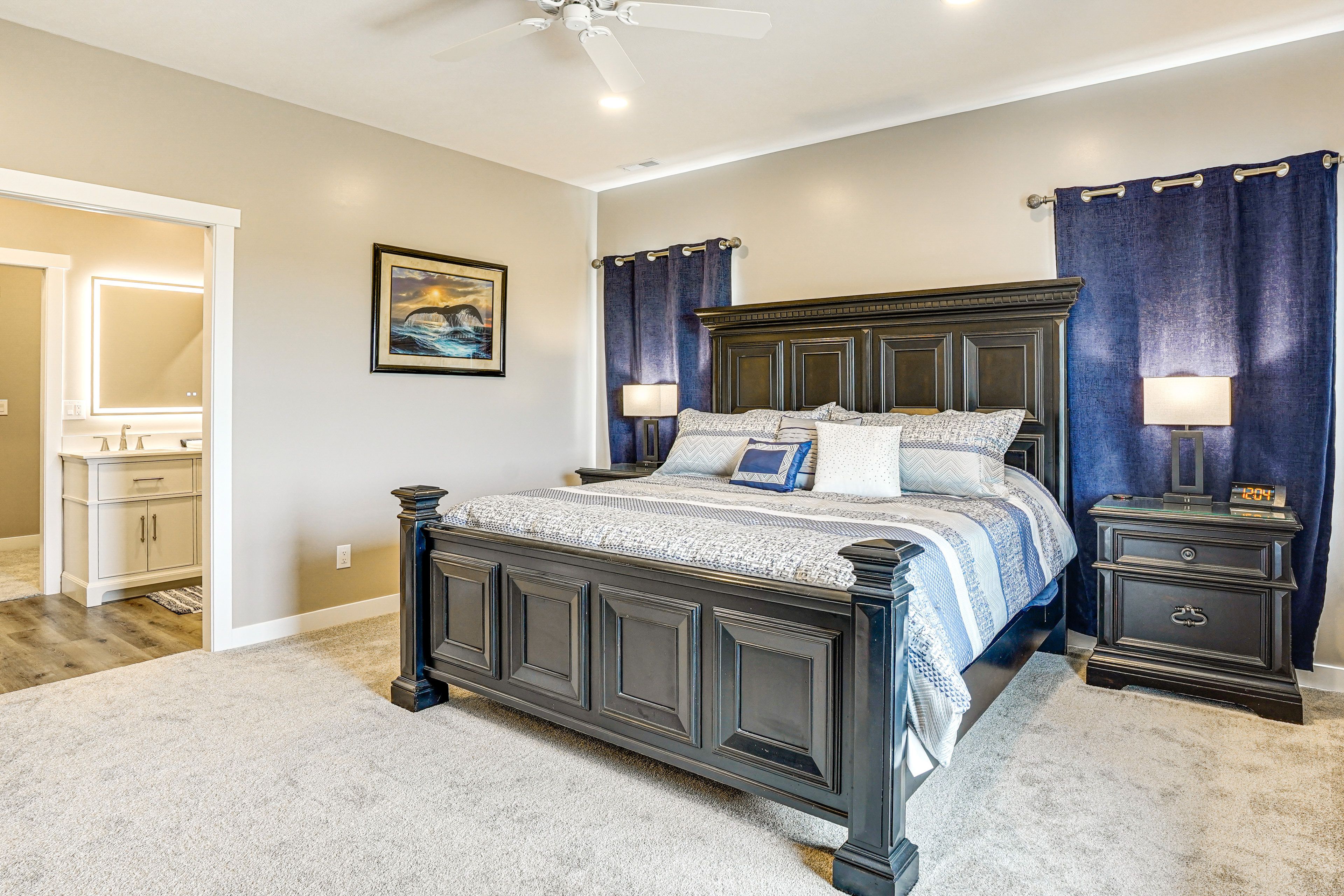Bedroom 1 | King Bed | Linens | 1st Floor